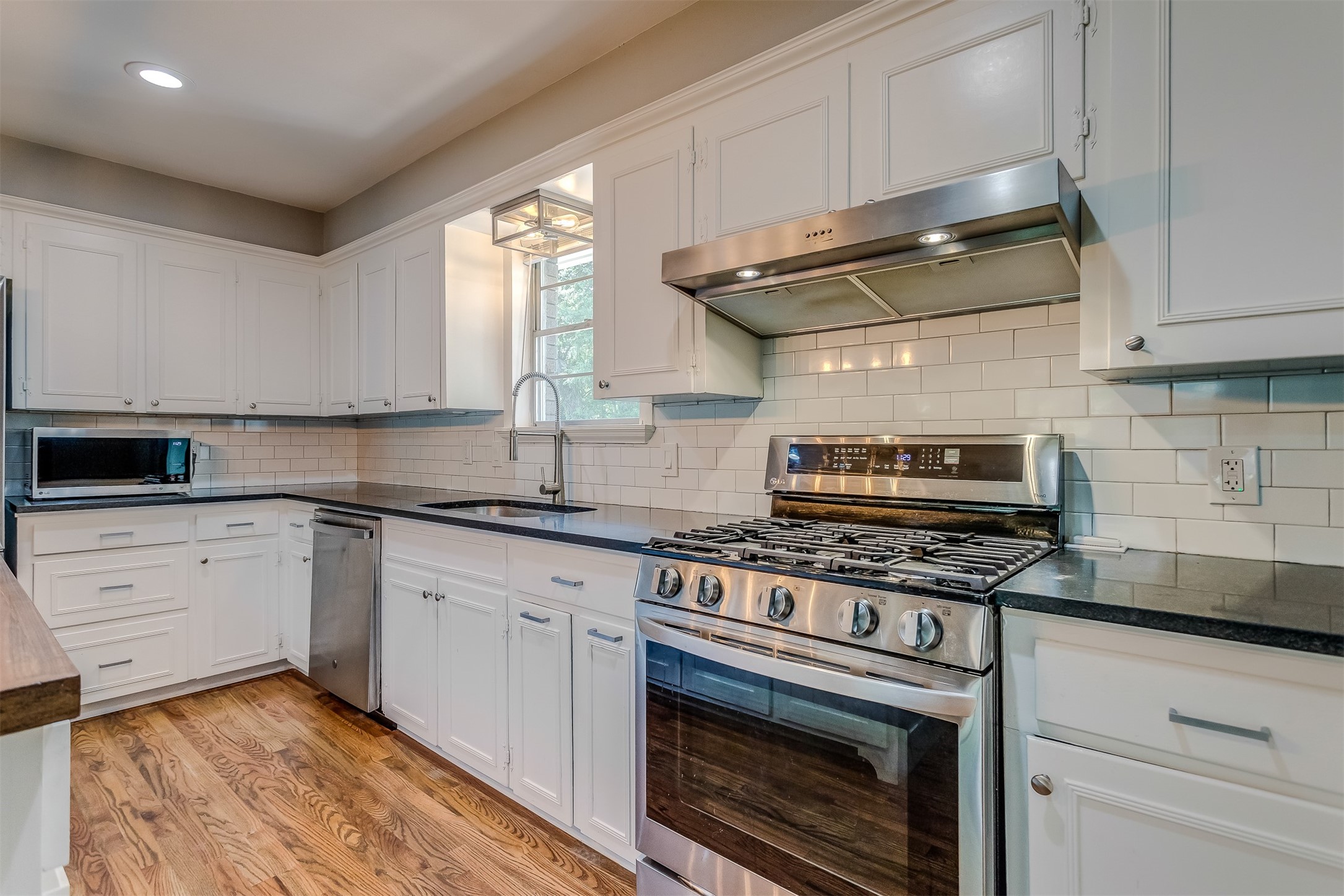 2540 El Cerrito Drive Dallas TX 75228