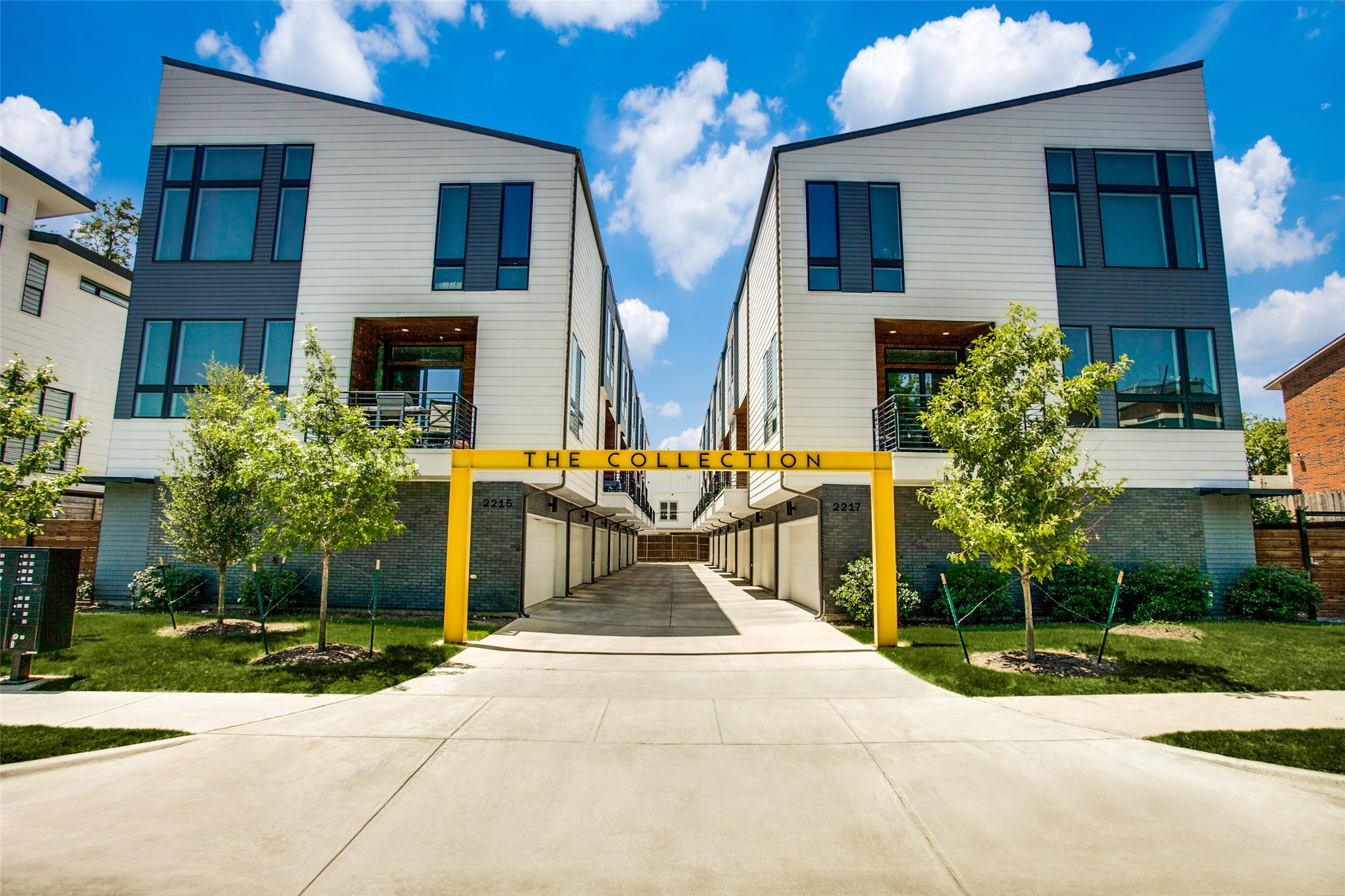 2215 Moser Avenue Dallas TX 75206