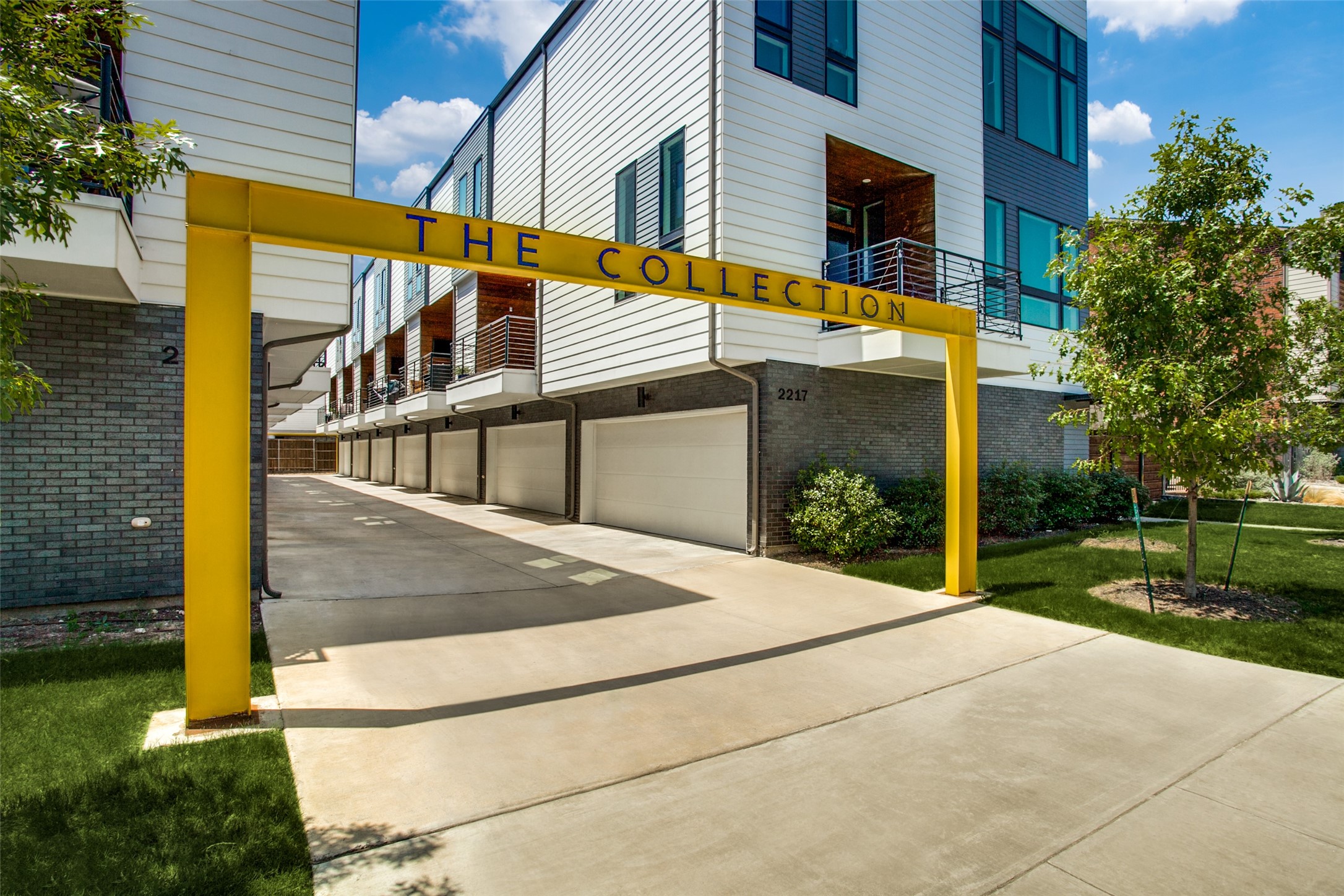 2215 Moser Avenue Dallas TX 75206