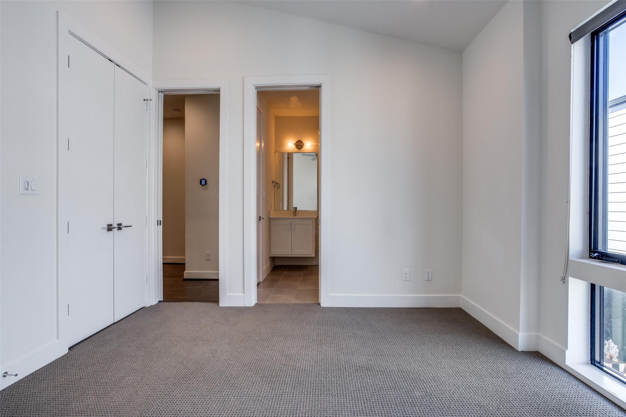 2215 Moser Avenue Dallas TX 75206