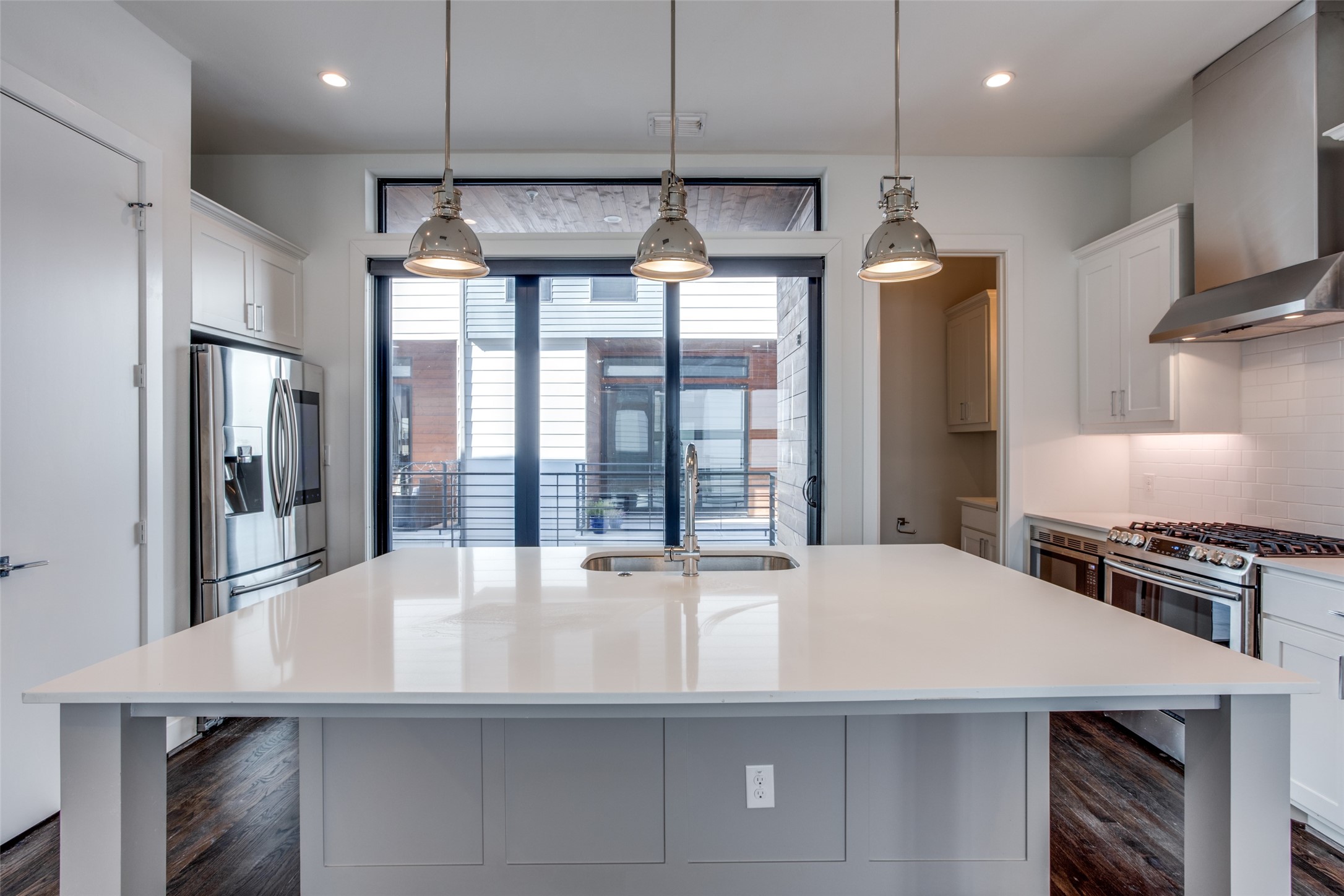 2215 Moser Avenue Dallas TX 75206