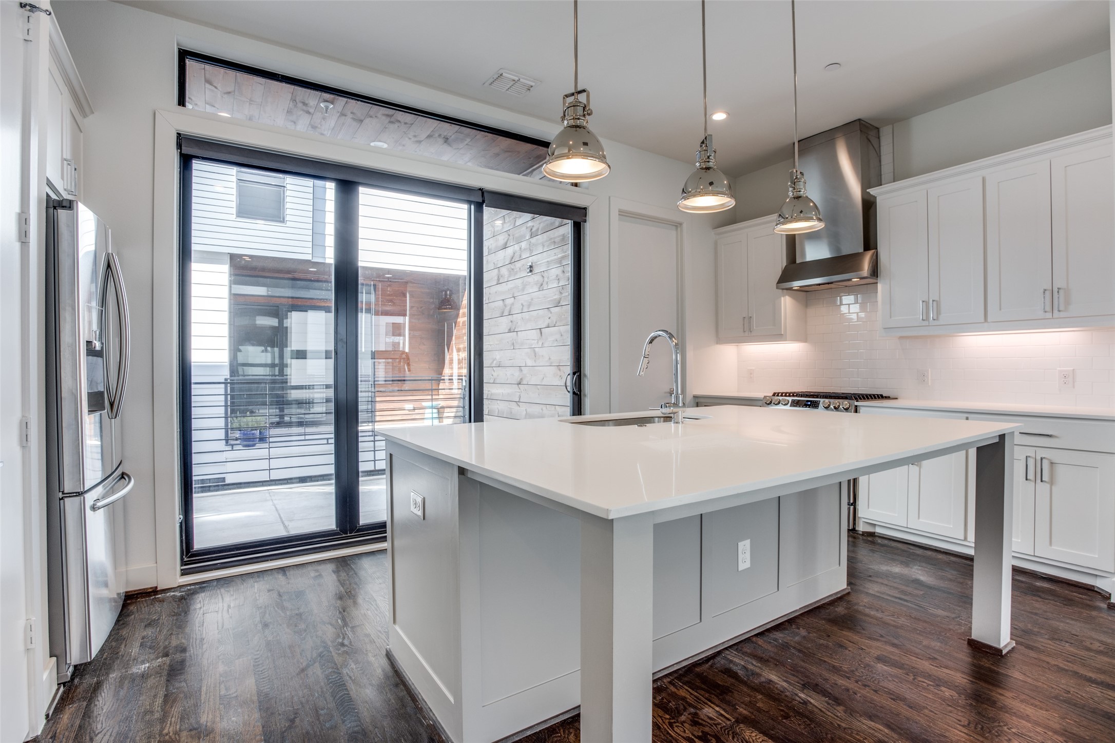 2215 Moser Avenue Dallas TX 75206