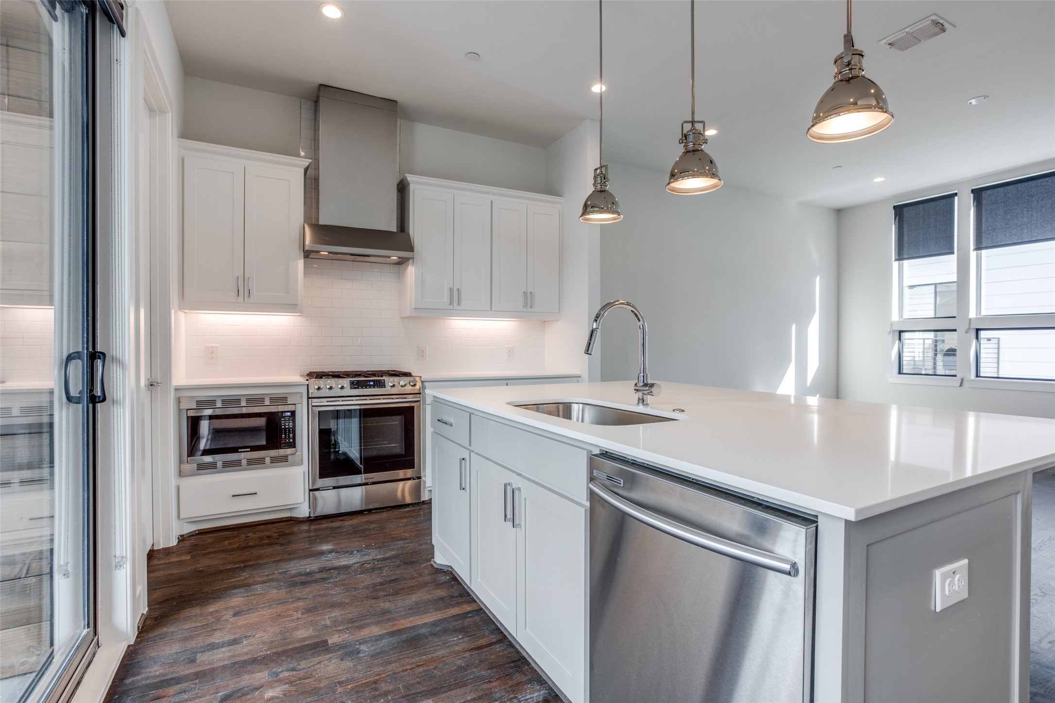2215 Moser Avenue Dallas TX 75206