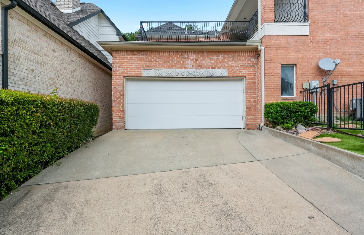 11911 Edgestone Road Dallas TX 75230