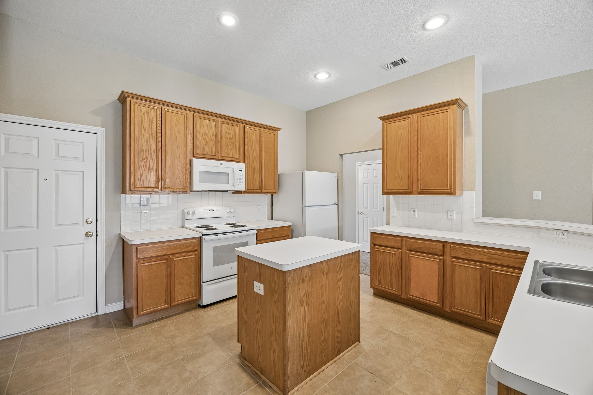 9508 Fox Hill Drive Fort Worth TX 76131