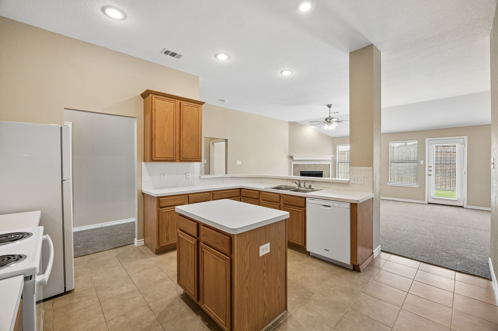 9508 Fox Hill Drive Fort Worth TX 76131