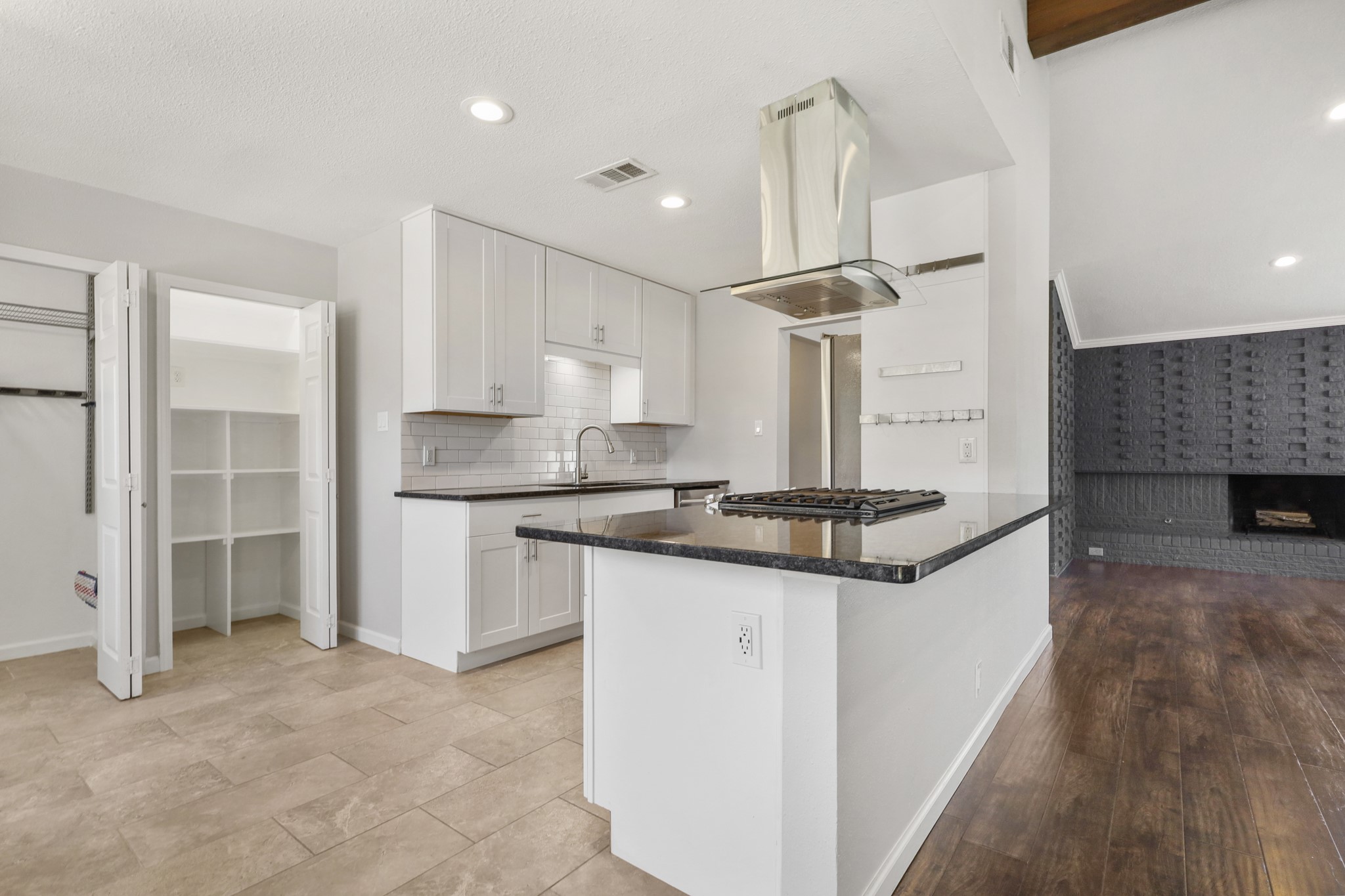 3439 High Mesa Drive Dallas TX 75234