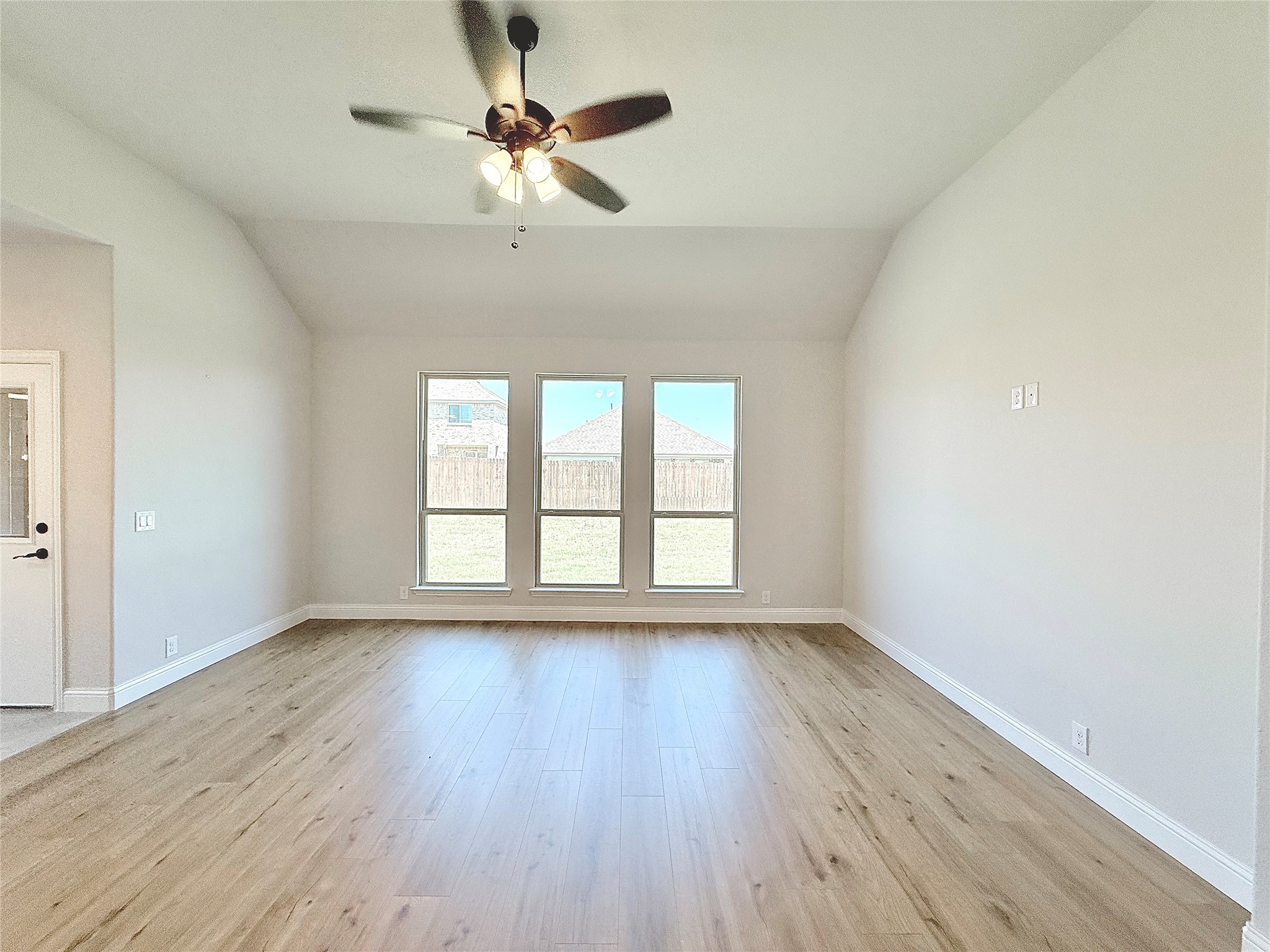 4011 Three Forks Road Kaufman TX 75142