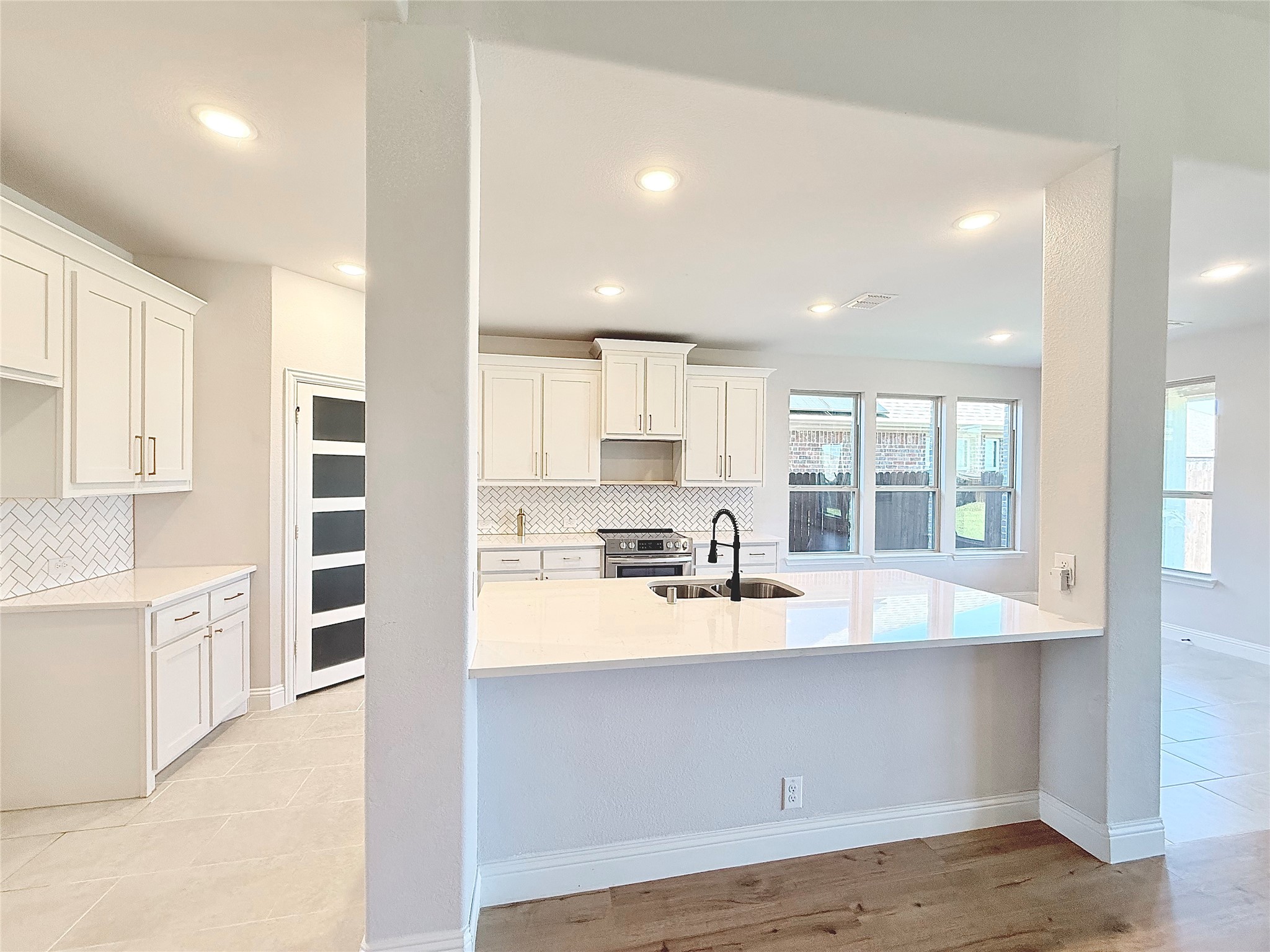 4011 Three Forks Road Kaufman TX 75142