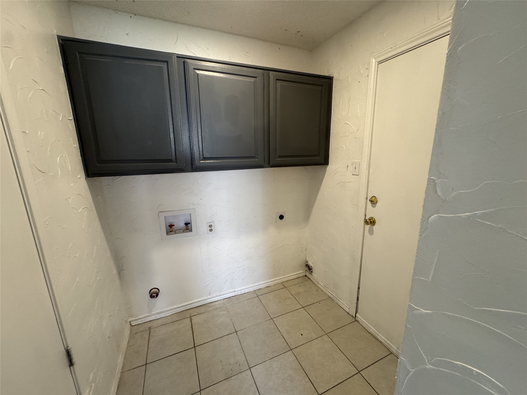2122 Rainwood Court Arlington TX 76017