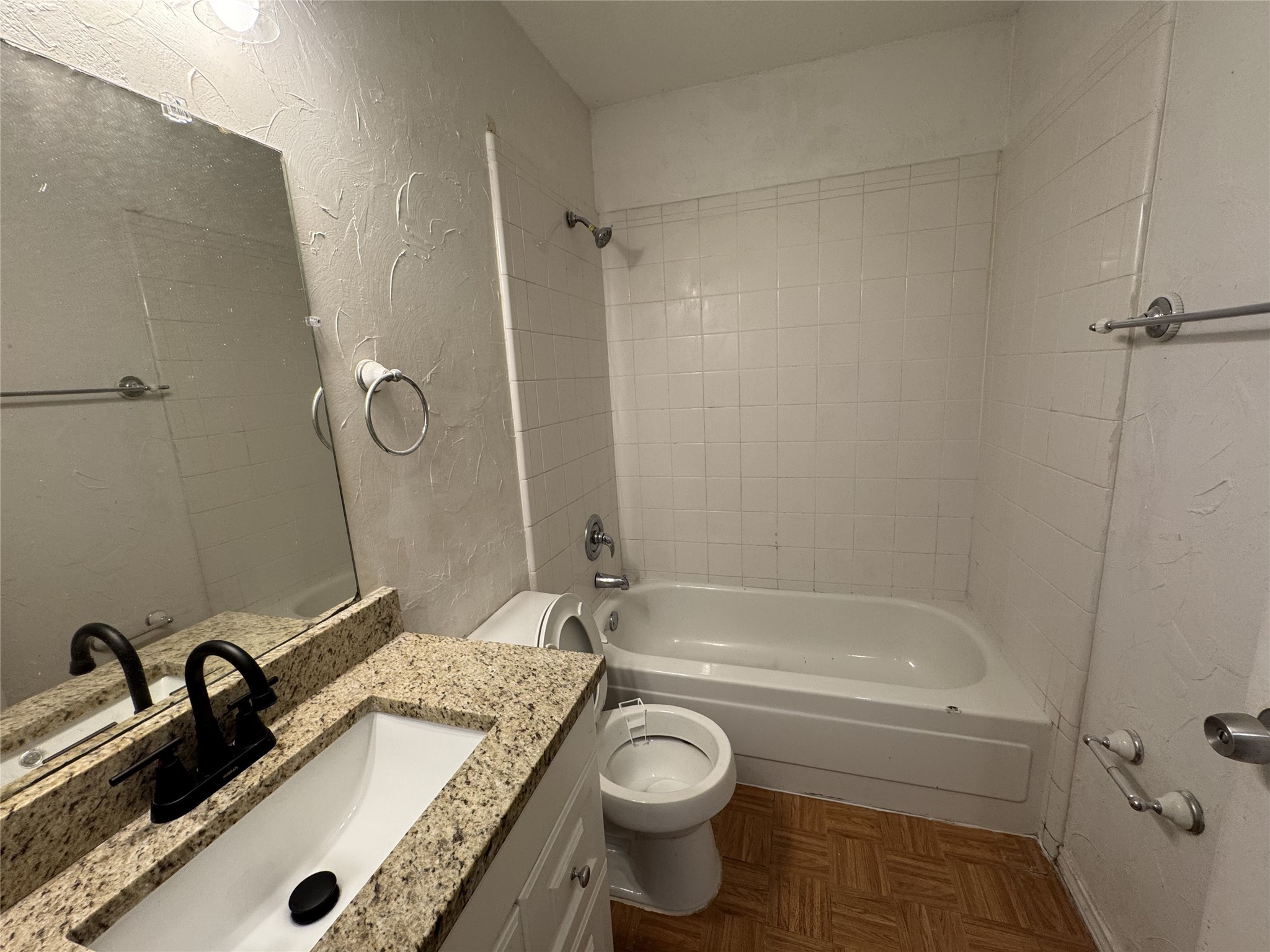 2122 Rainwood Court Arlington TX 76017