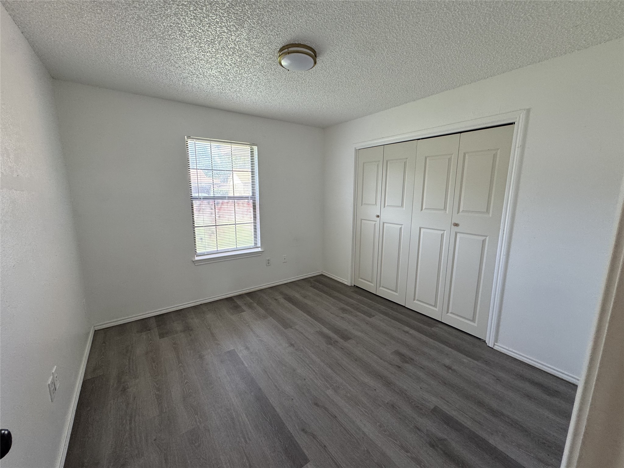 2122 Rainwood Court Arlington TX 76017