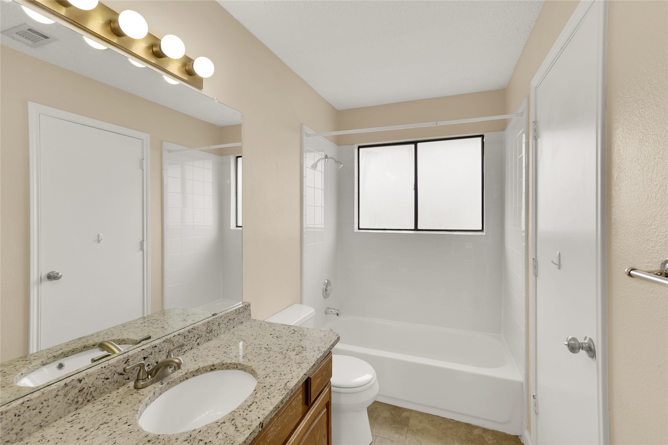 4325 Harvest Hill Road Carrollton TX 75010
