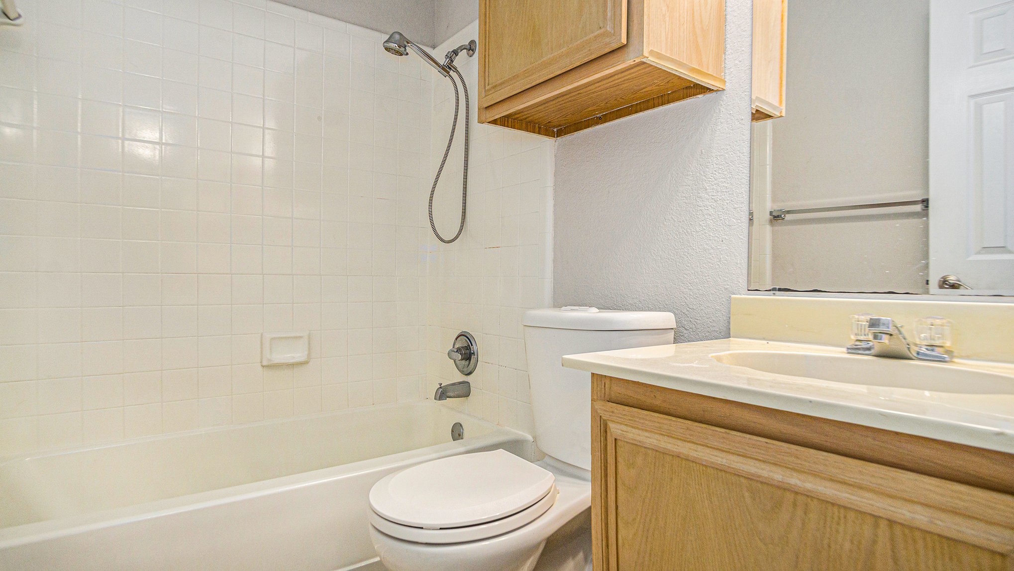 6908 Bentley Avenue Fort Worth TX 76137