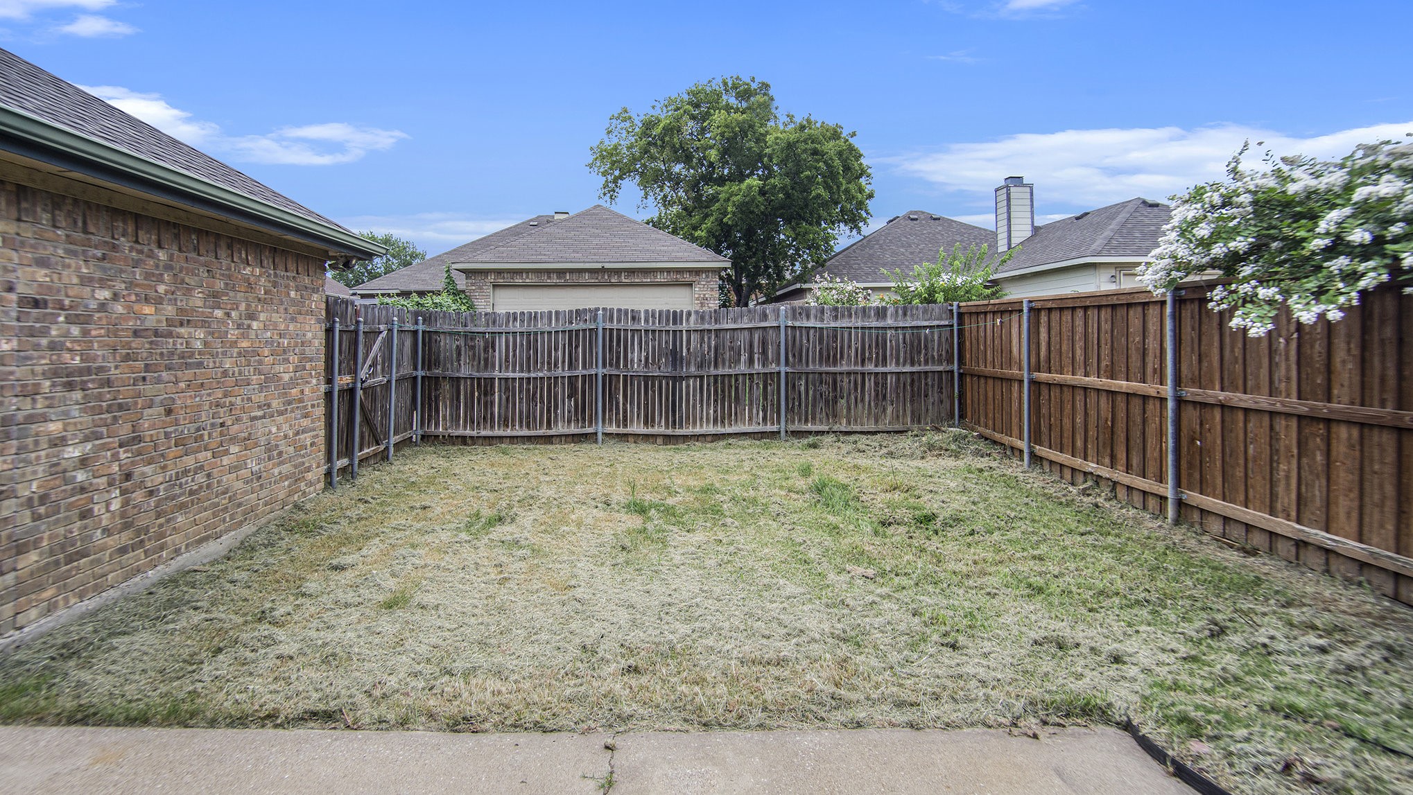 6908 Bentley Avenue Fort Worth TX 76137