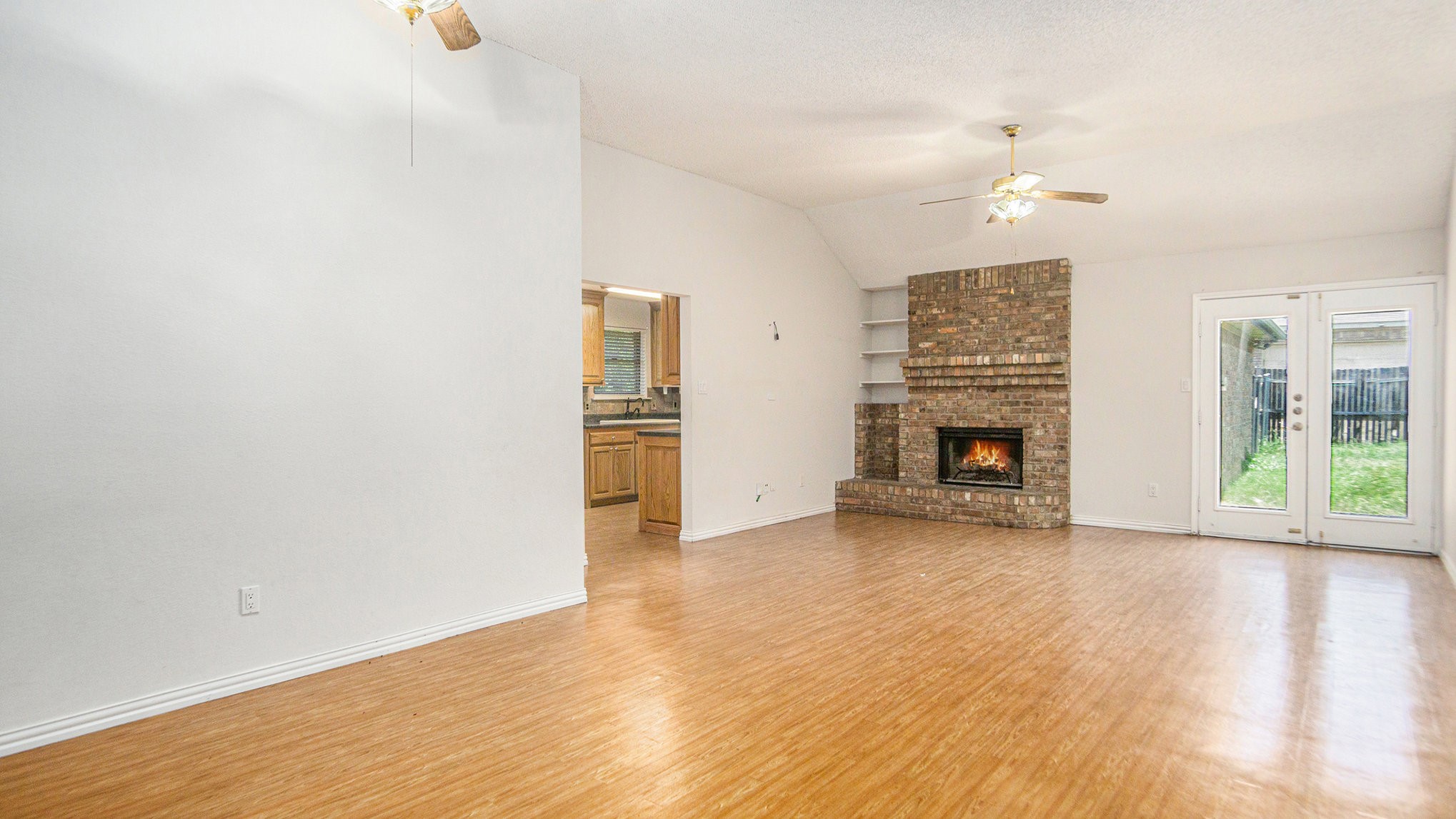 6908 Bentley Avenue Fort Worth TX 76137