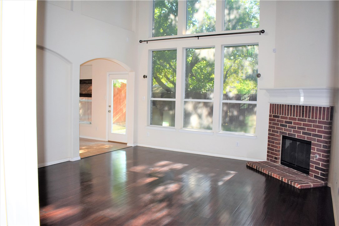 3821 Sandlin Street Grapevine TX 76092