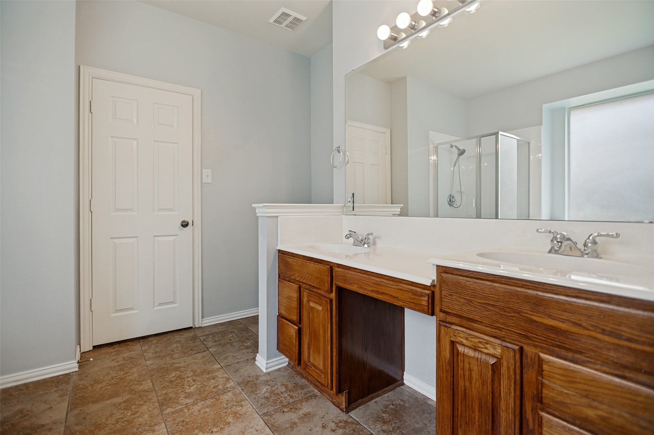 3821 Sandlin Street Grapevine TX 76092
