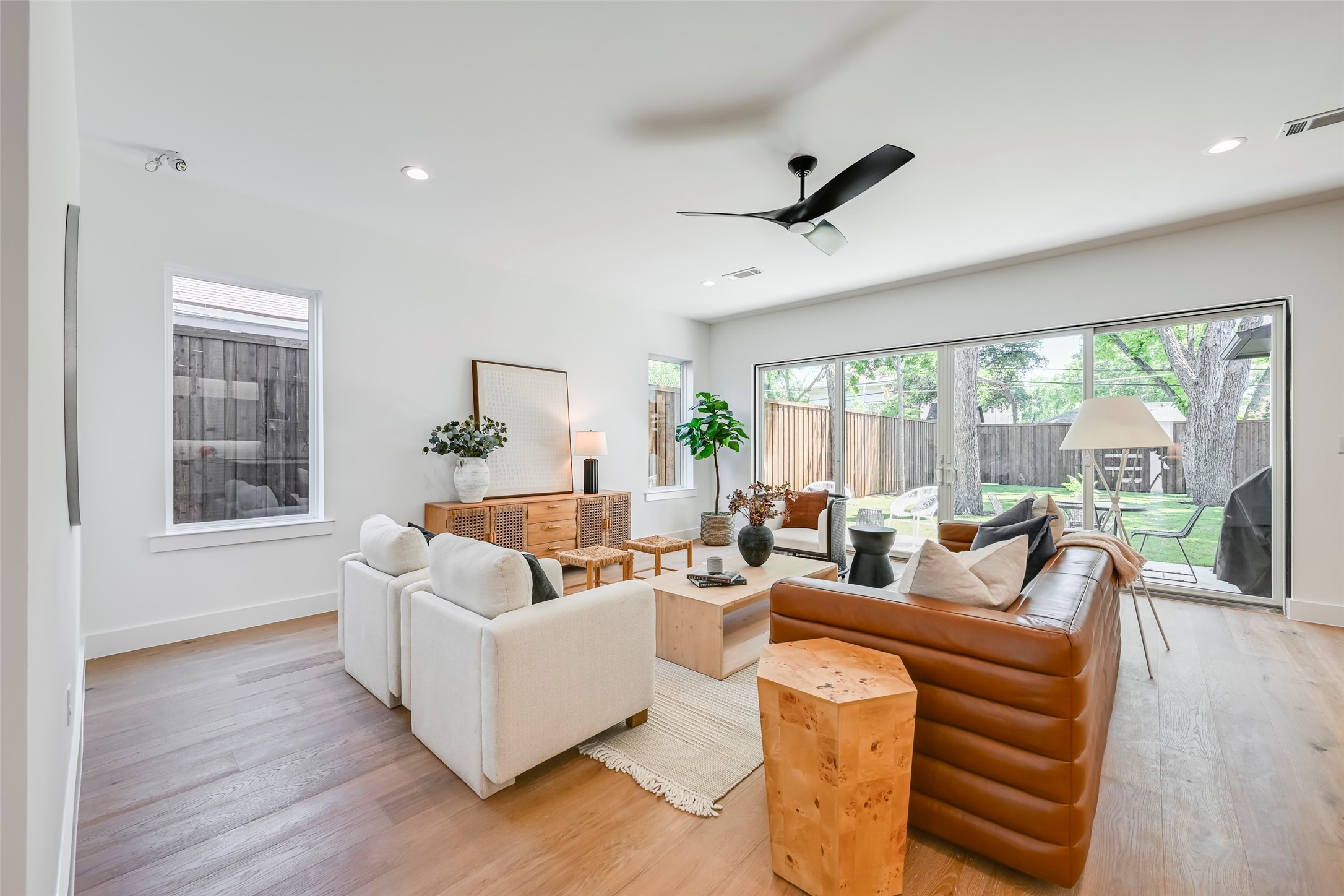 6226 Lakeshore Drive Dallas TX 75214