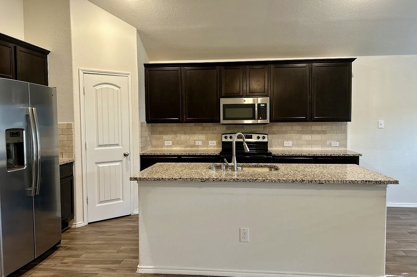 1029 N Churchill Drive Fate TX 75189