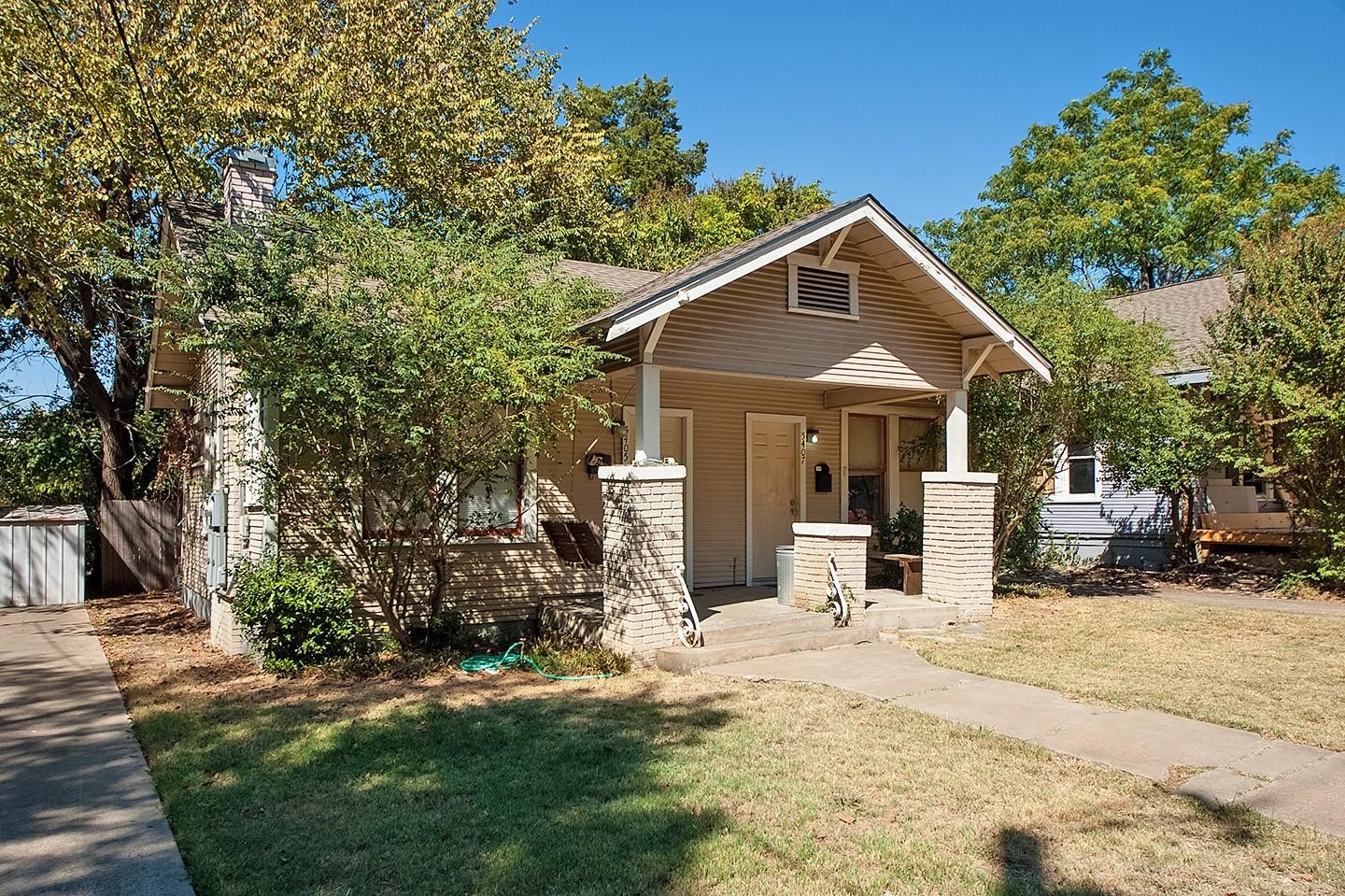 5405 Worth Street Dallas TX 75214