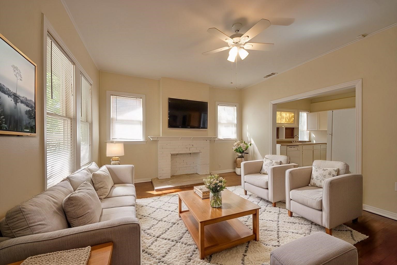 5405 Worth Street Dallas TX 75214