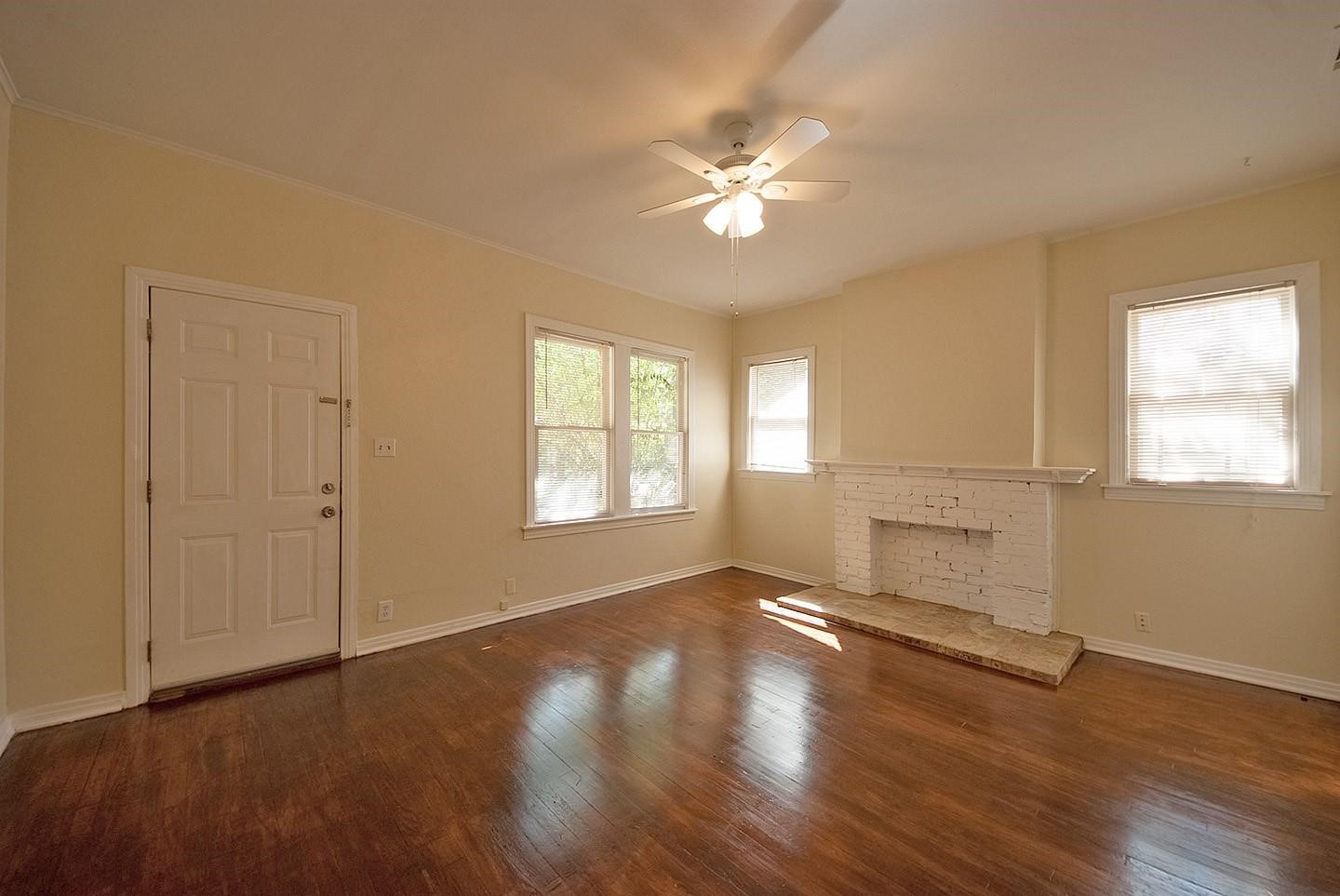 5405 Worth Street Dallas TX 75214