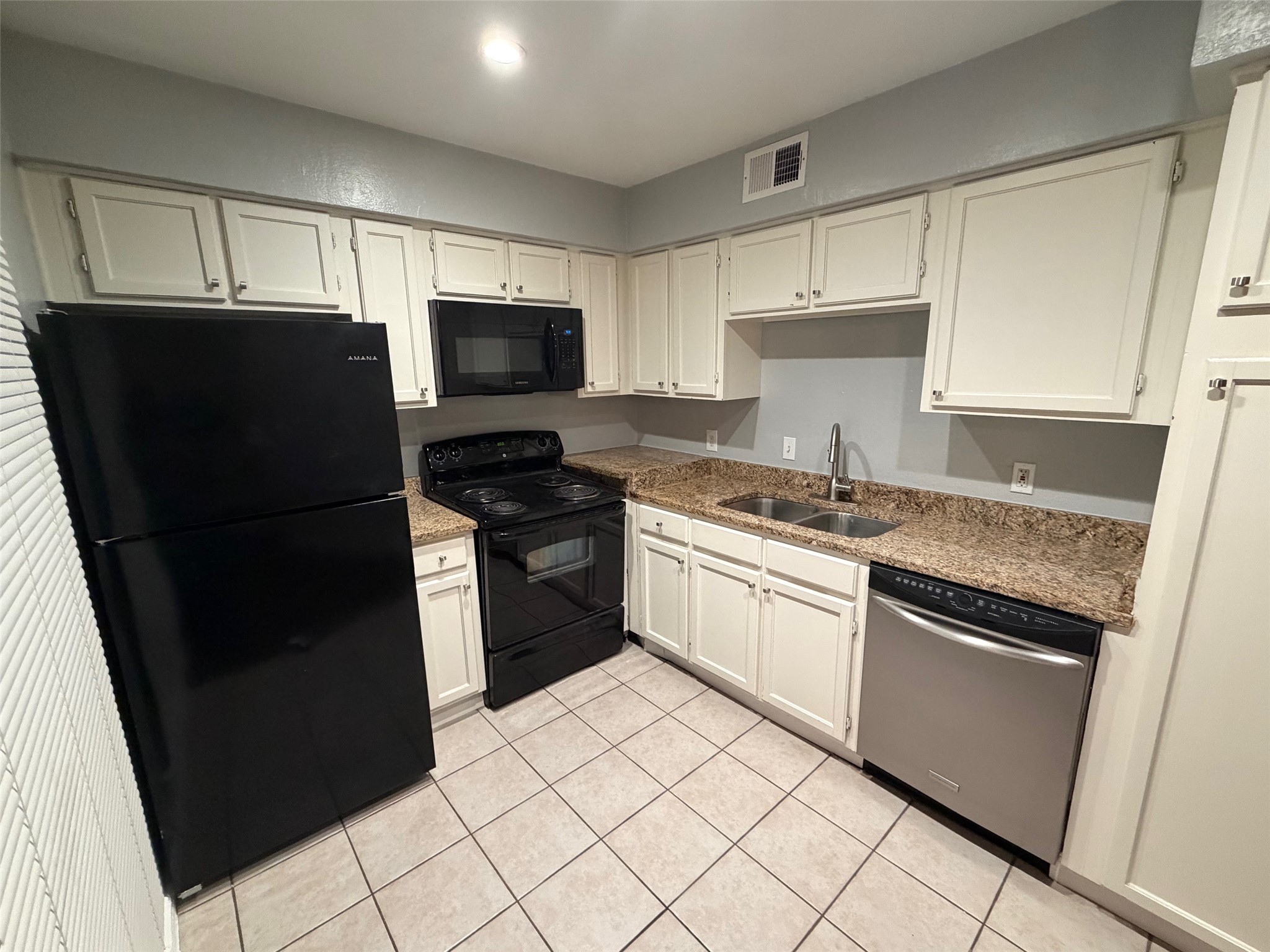 2300 Balsam Drive Arlington TX 76006