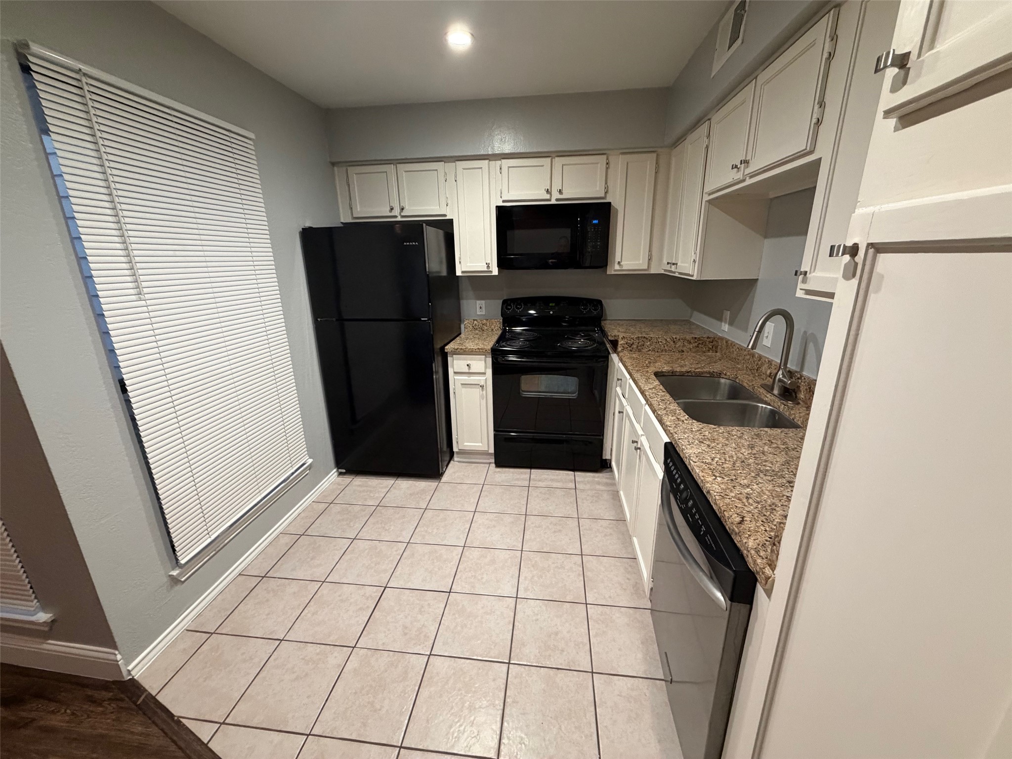 2300 Balsam Drive Arlington TX 76006