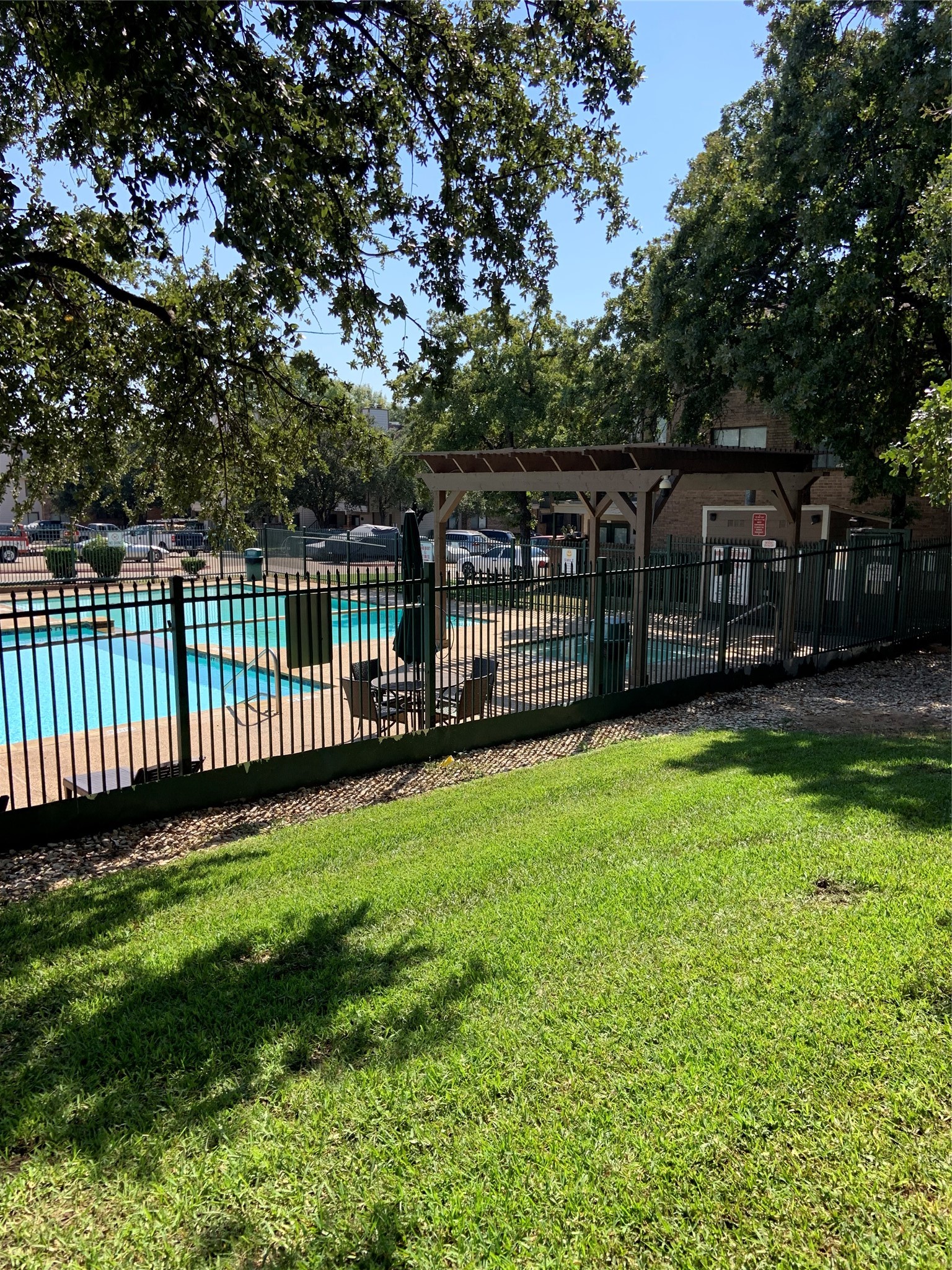 2300 Balsam Drive Arlington TX 76006