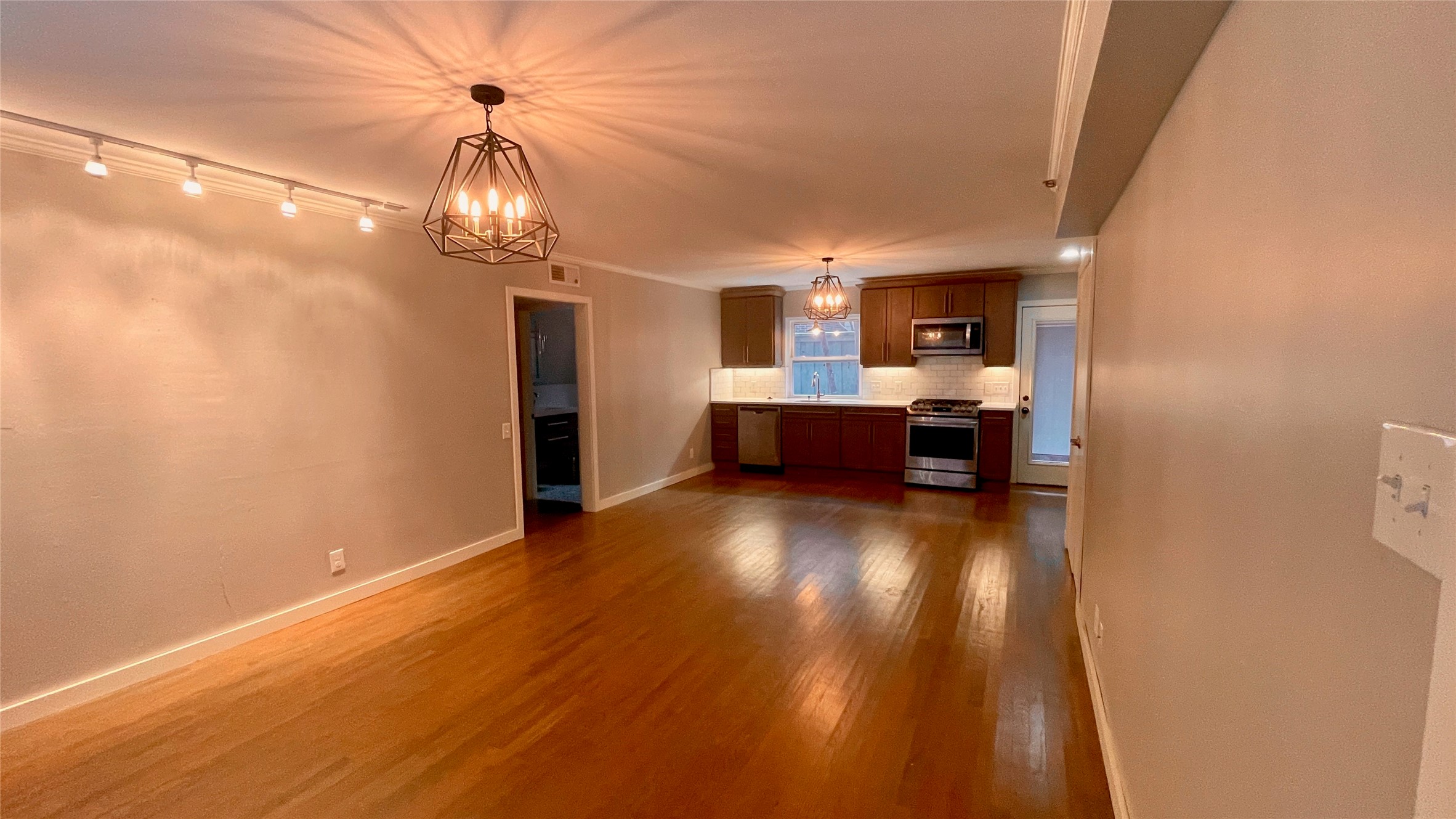 3215 Douglas Street Dallas TX 75219