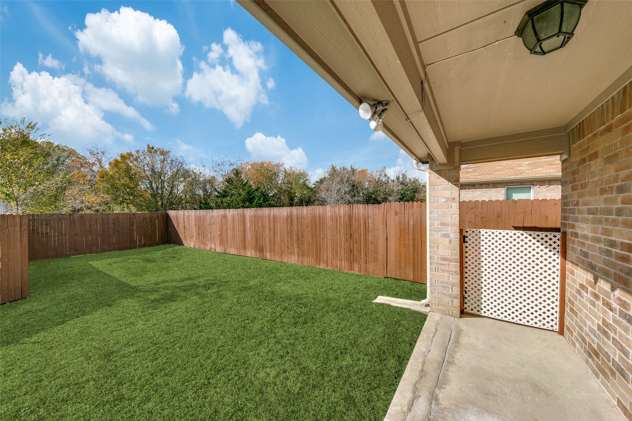 15407 Dorothy Nell Drive Dallas TX 75253