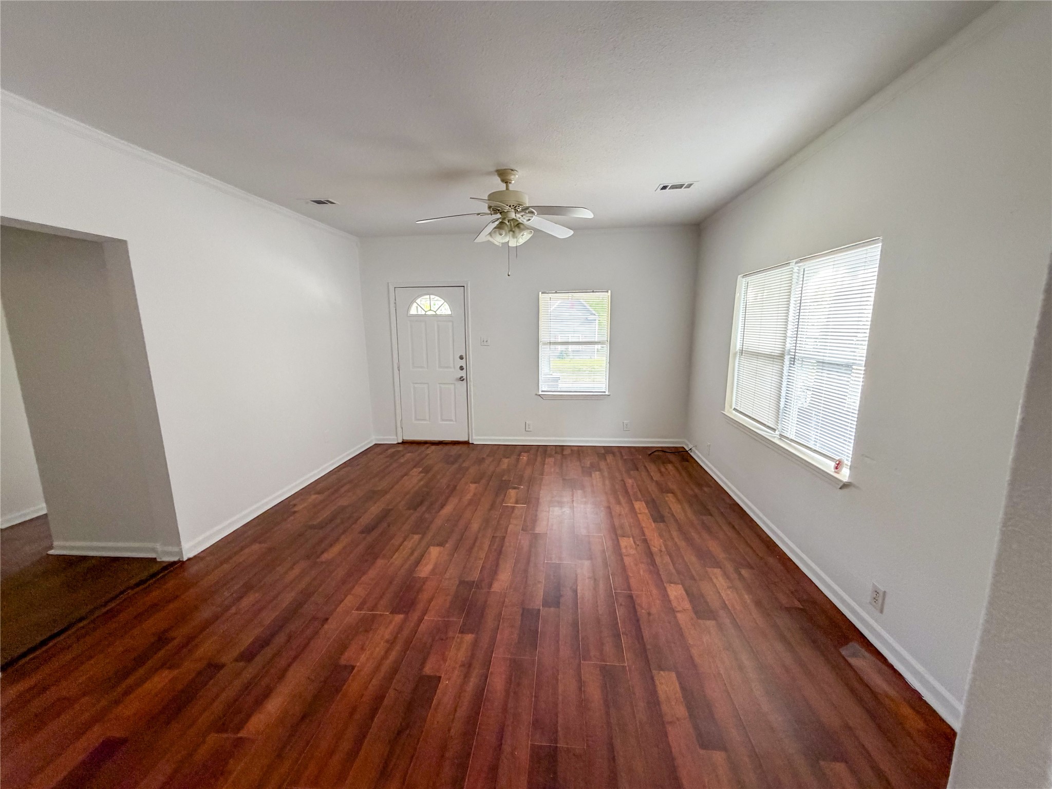 114 E Hull Street Denison TX 75021