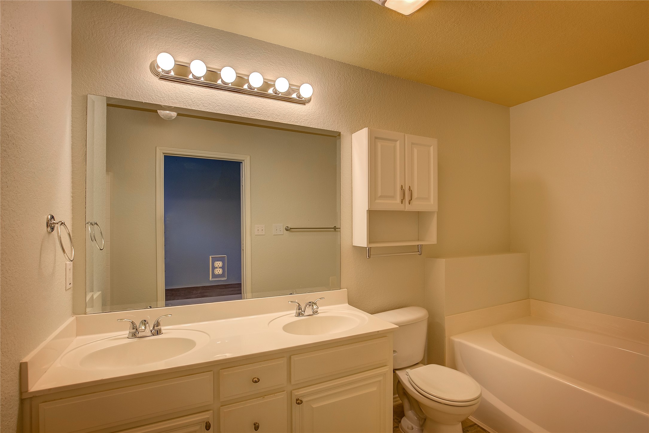 10904 Rising Mist Court Fort Worth TX 76052