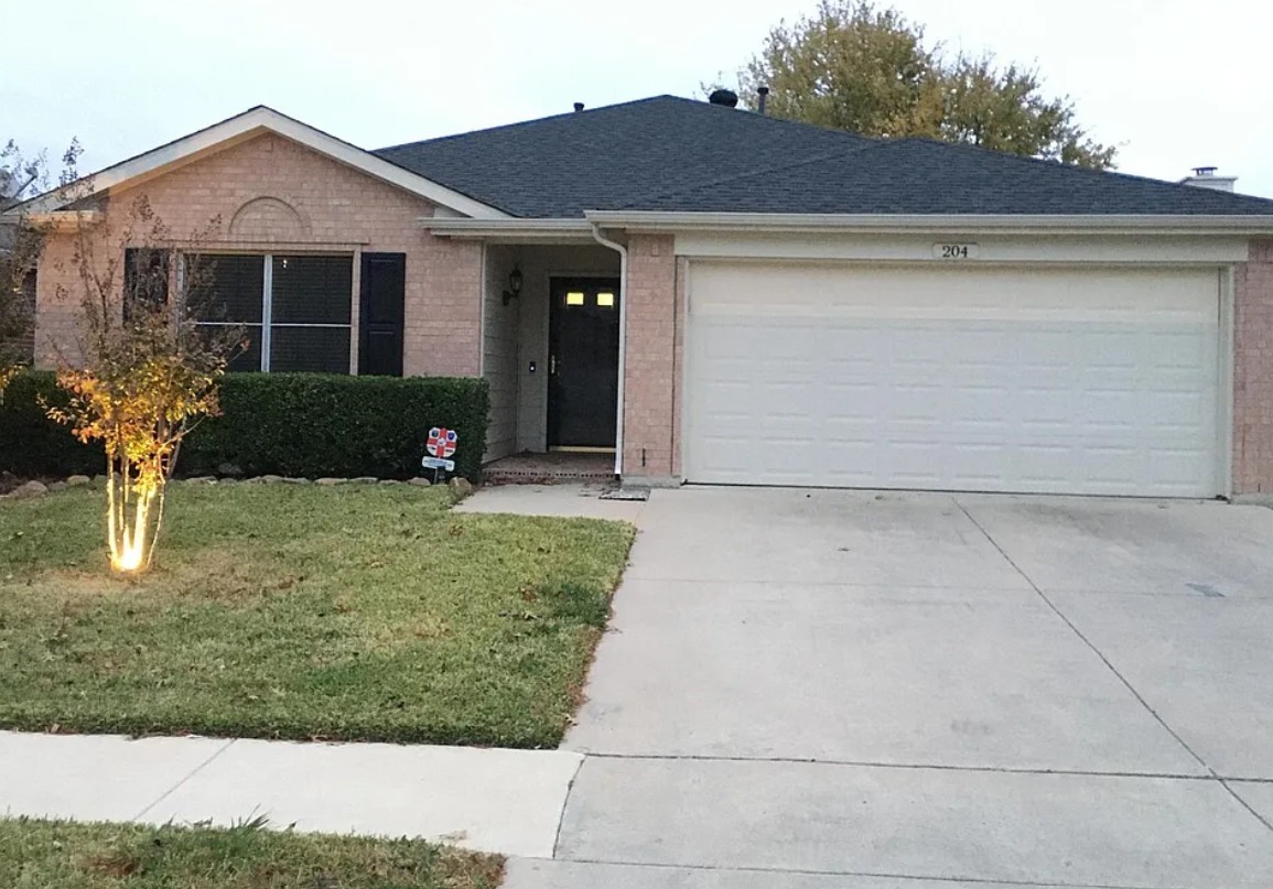 204 Lochwood Drive Wylie TX 75098