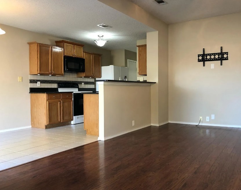204 Lochwood Drive Wylie TX 75098
