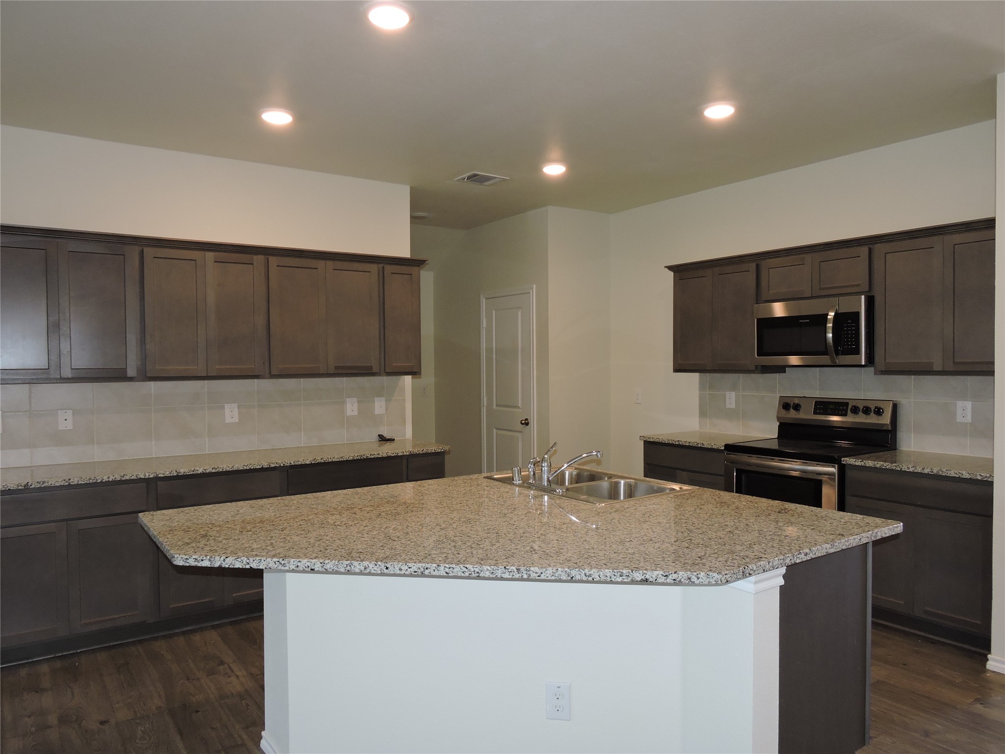305 Silo Circle Royse City TX 75189
