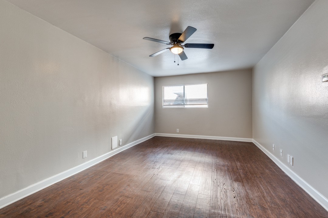 4915 Reiger Avenue Dallas TX 75214