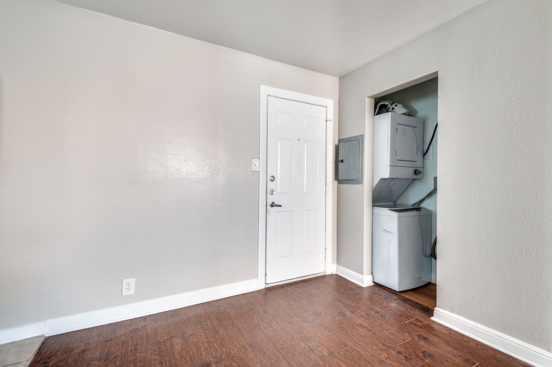 4915 Reiger Avenue Dallas TX 75214