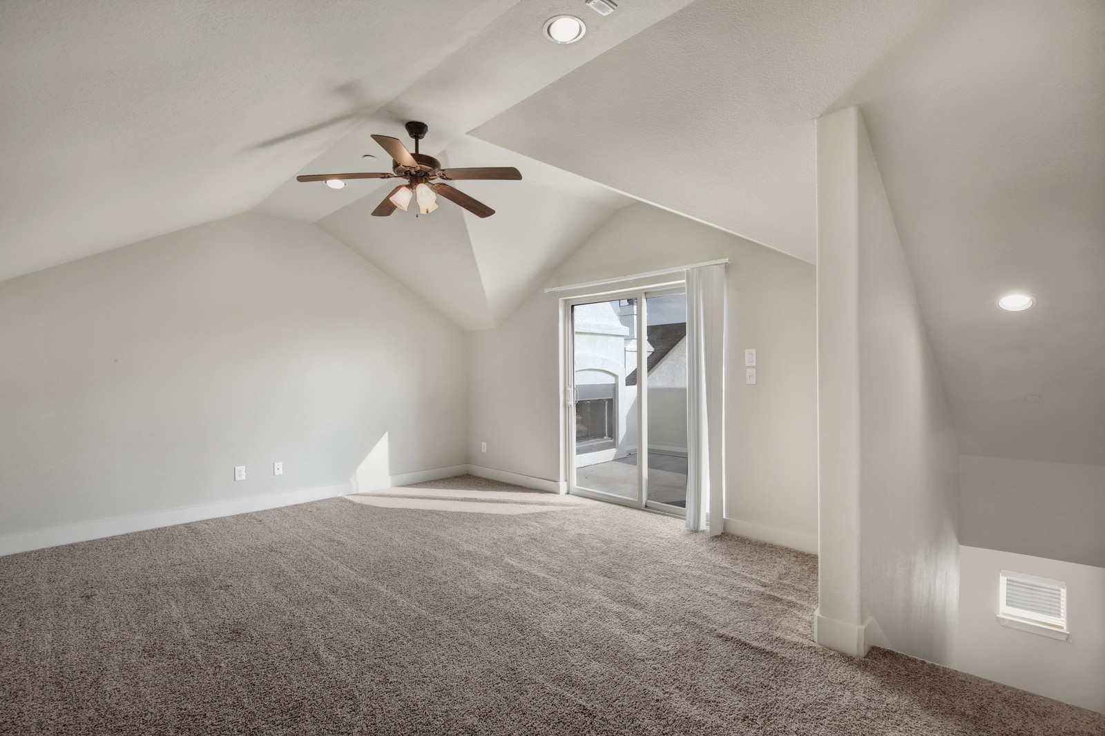 4111 Rawlins Street Dallas TX 75219