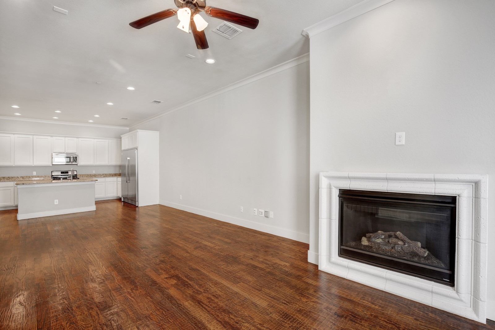 4111 Rawlins Street Dallas TX 75219
