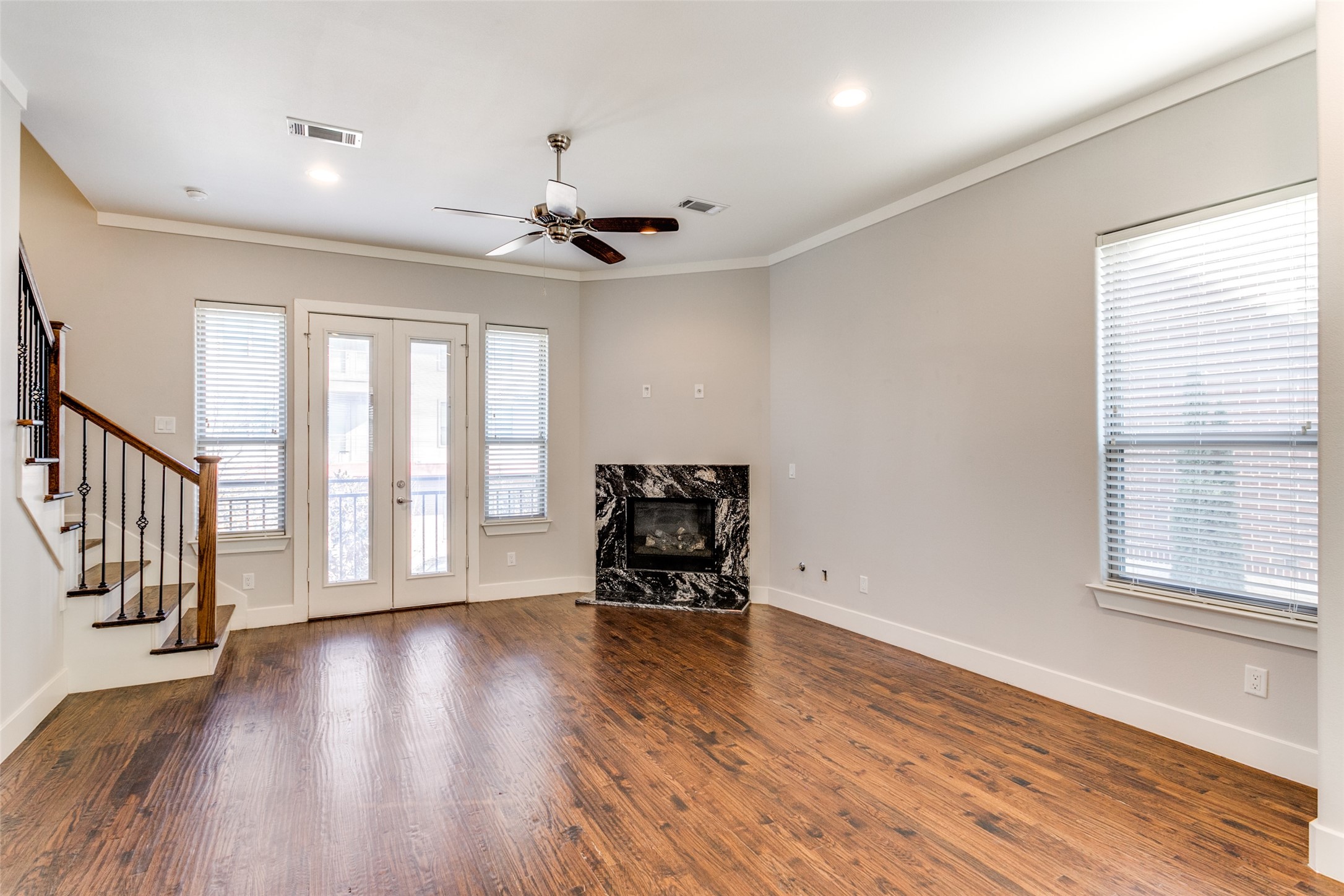 4323 Dickason Avenue Dallas TX 75219