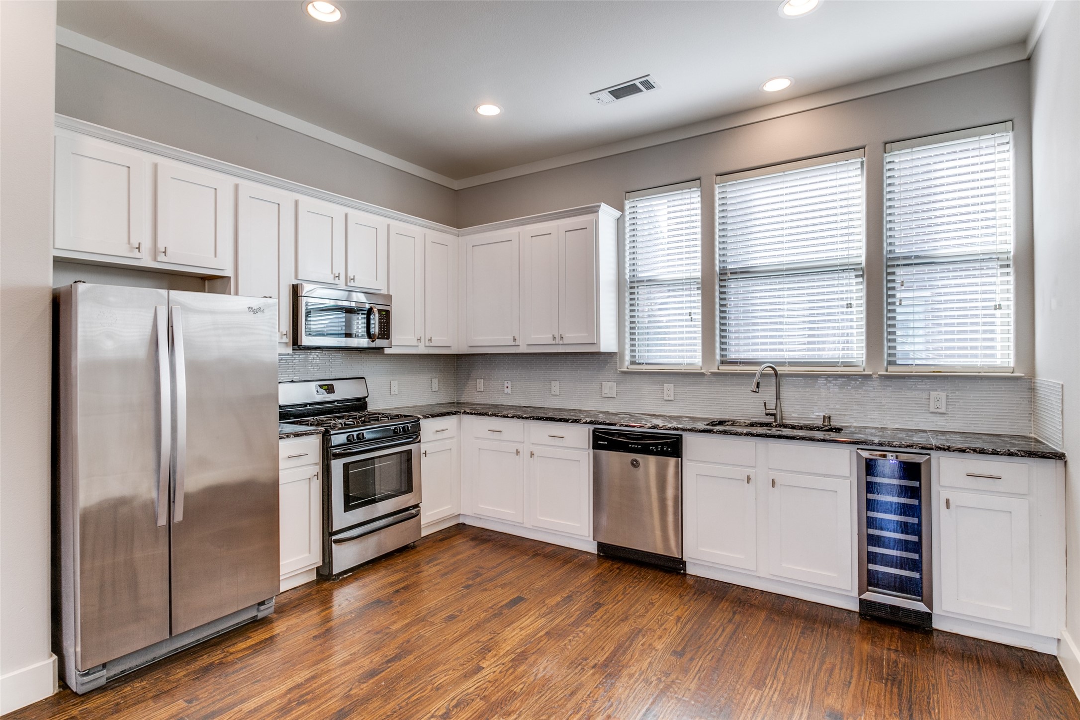 4323 Dickason Avenue Dallas TX 75219