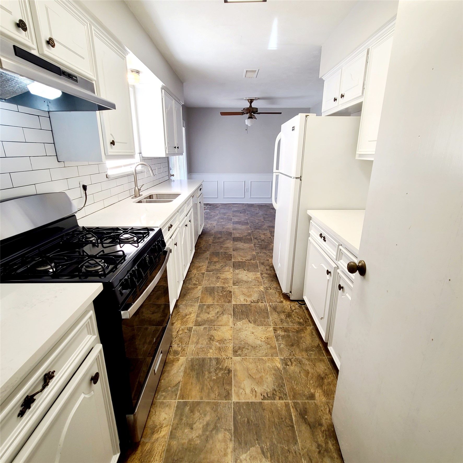 11352 Quail Run Street Dallas TX 75238