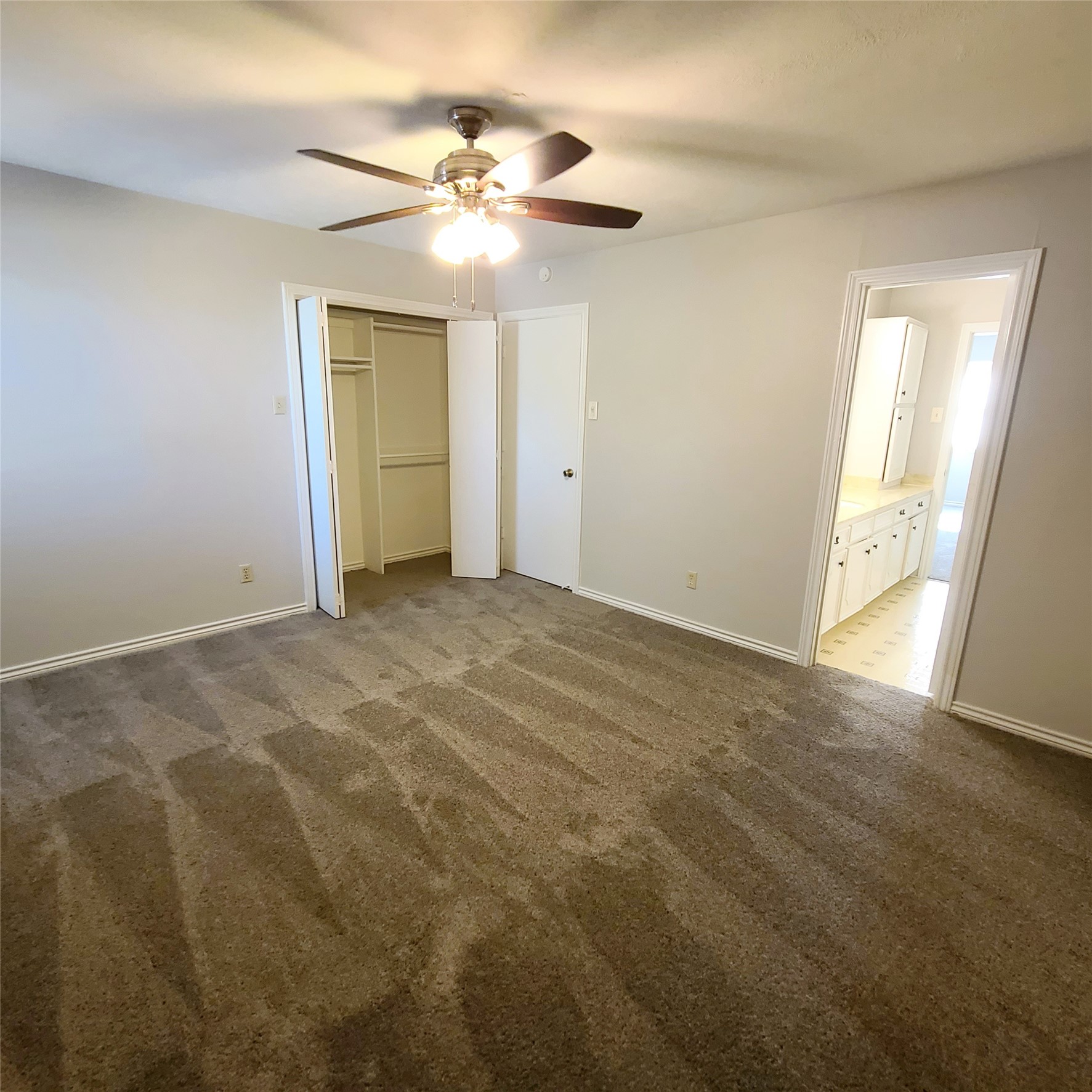 11352 Quail Run Street Dallas TX 75238