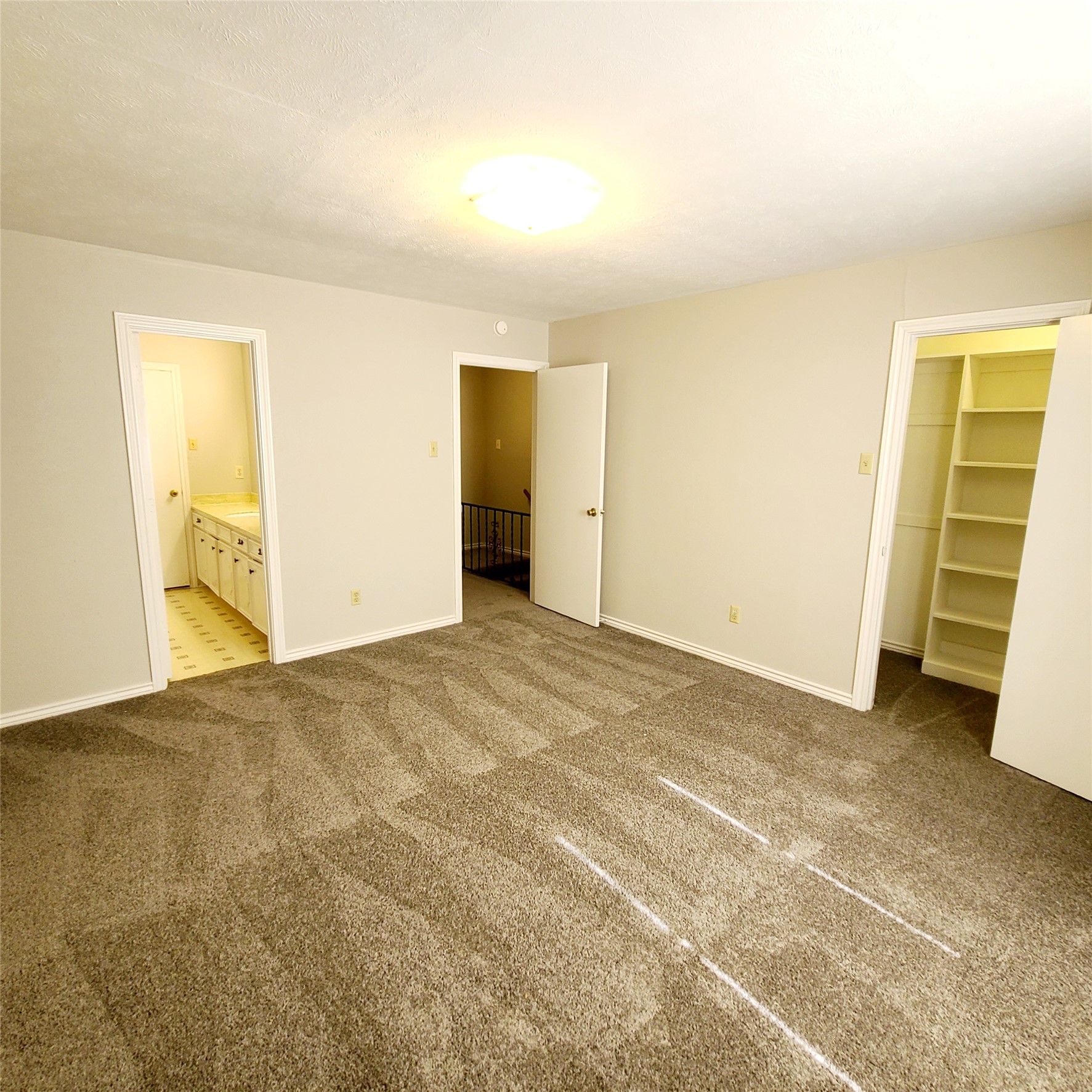 11352 Quail Run Street Dallas TX 75238