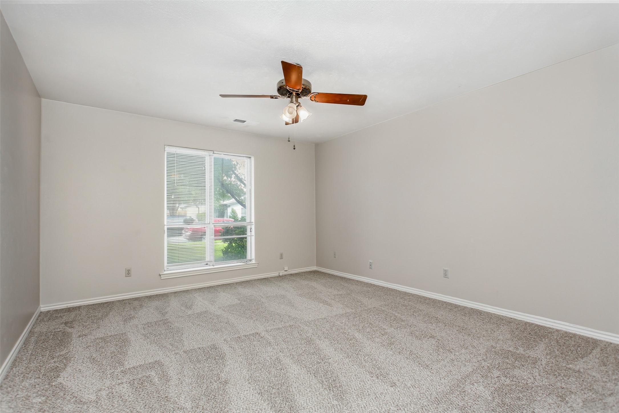11352 Quail Run Street Dallas TX 75238