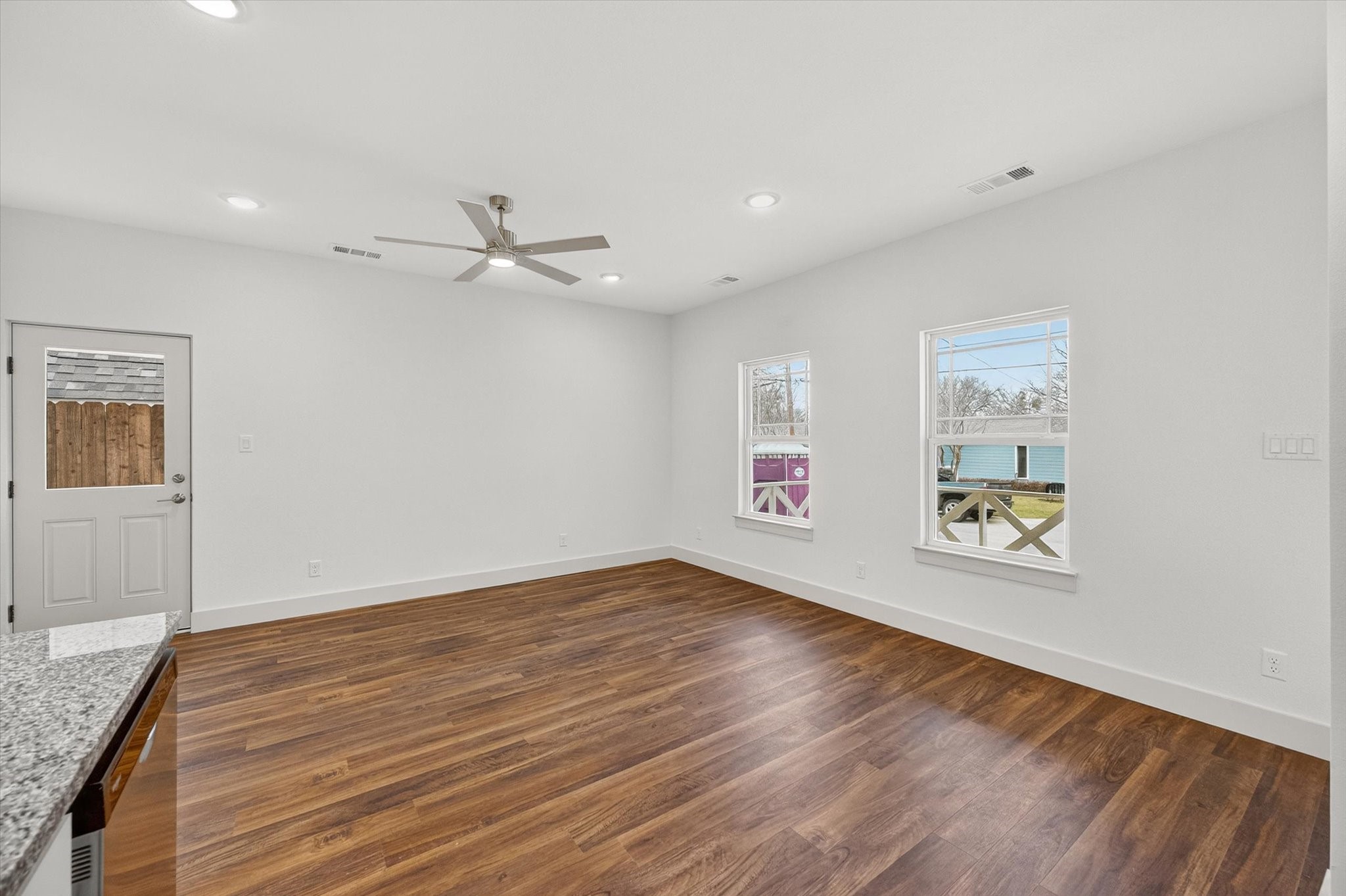 502 E Kimball Street Mansfield TX 76063