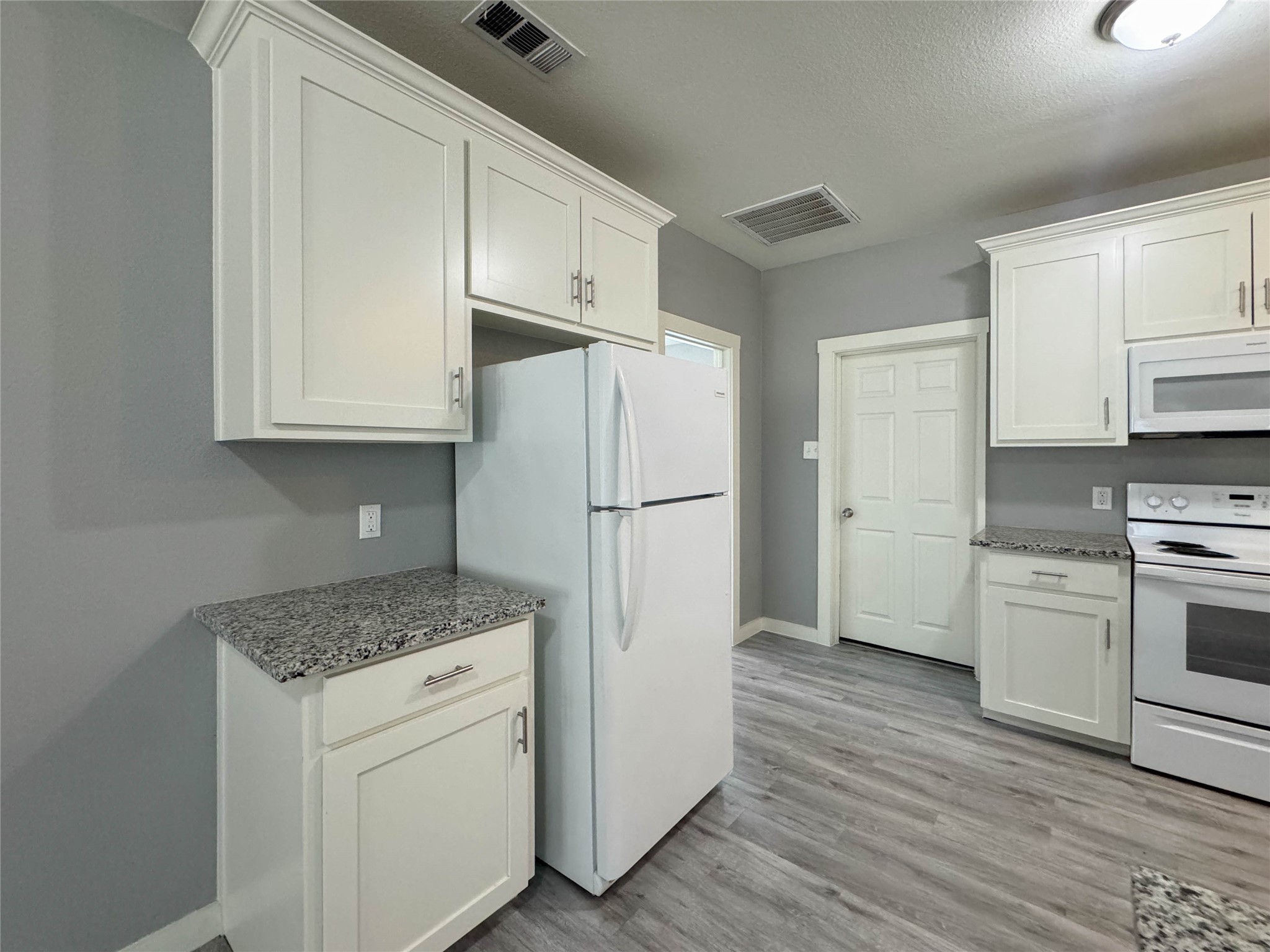 2109 N Elm Street Denton TX 76201