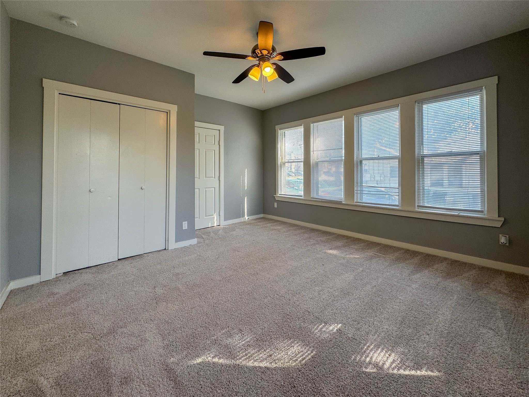 2109 N Elm Street Denton TX 76201